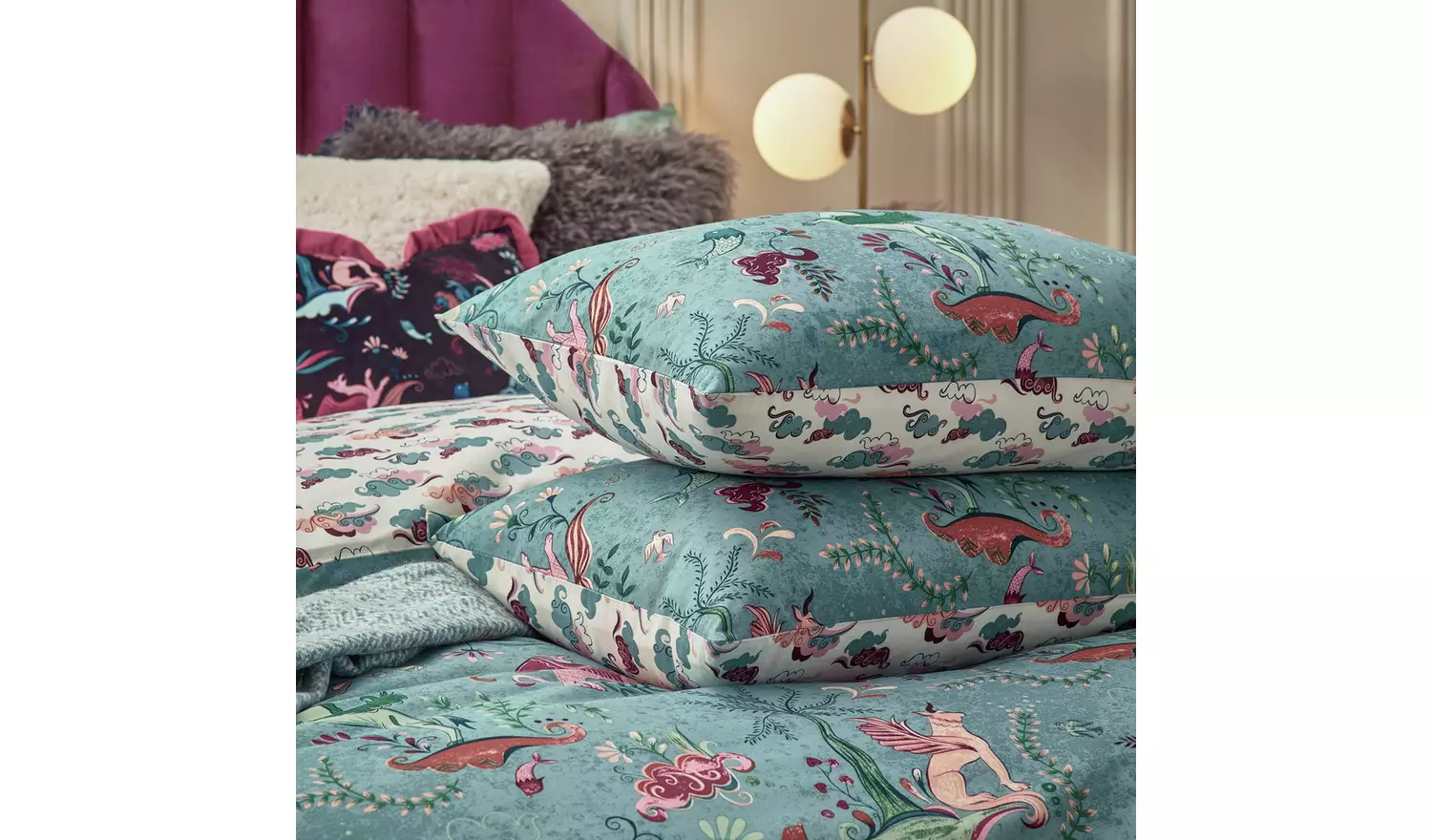 furn Athena Blue and White Bedding Set - King size