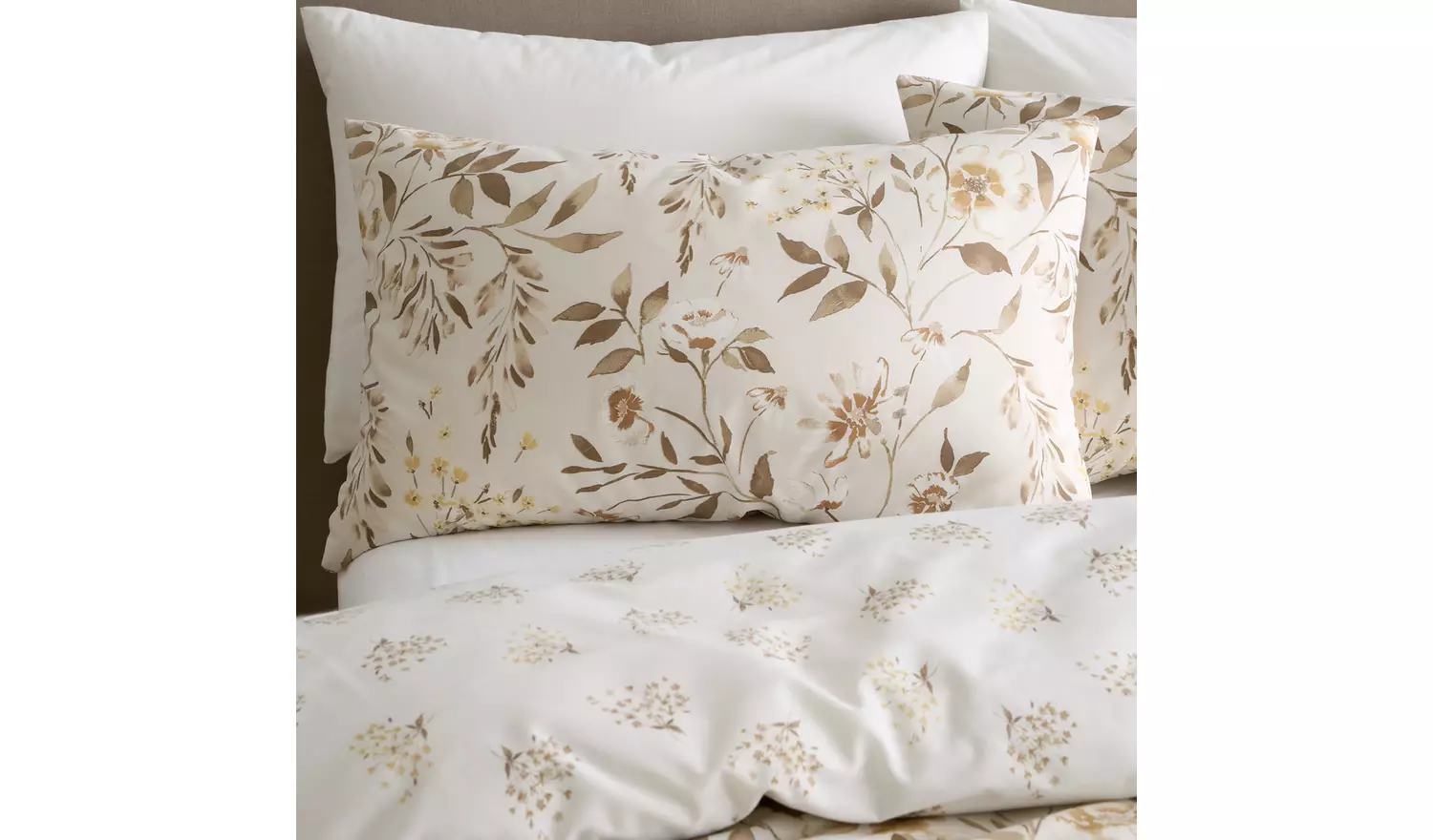 Catherine Lansfield Isadora Floral Bedding Set - King size