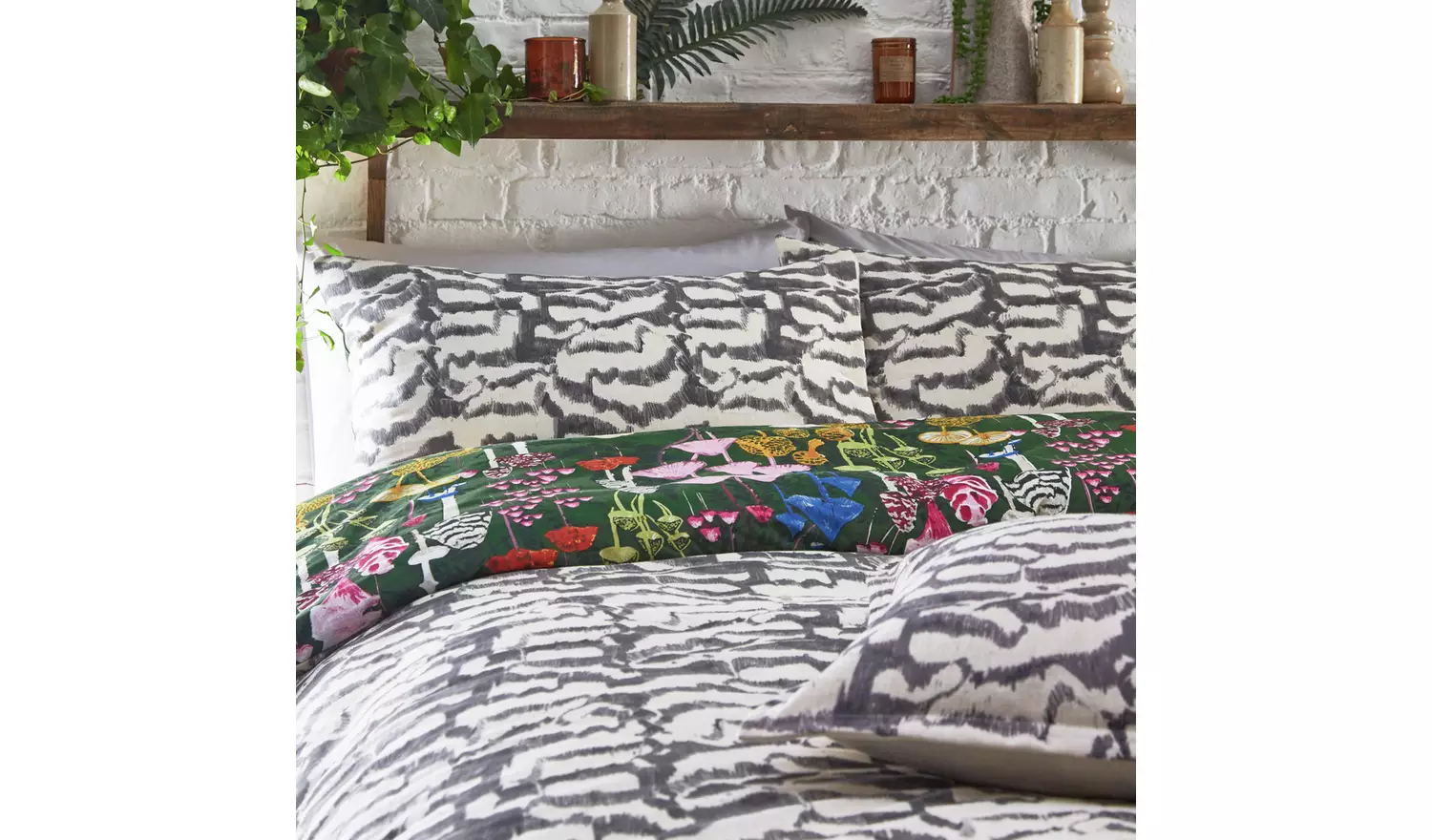 furn Amanita Green Bedding Set - Double