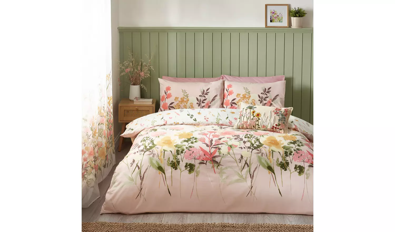 Catherine Lansfield Countryside Floral Bedding Set - Single