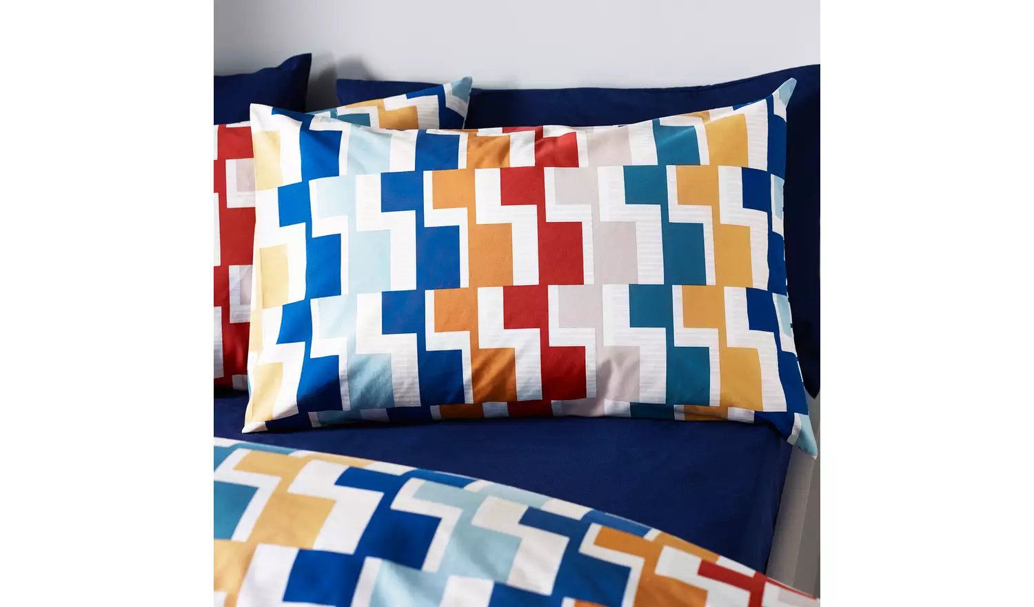 Catherine Lansfield Bryson Geometric Bedding Set - Single