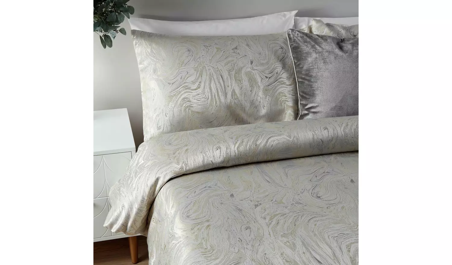 Paoletti Swirling Marble Beige Bedding Set - King size