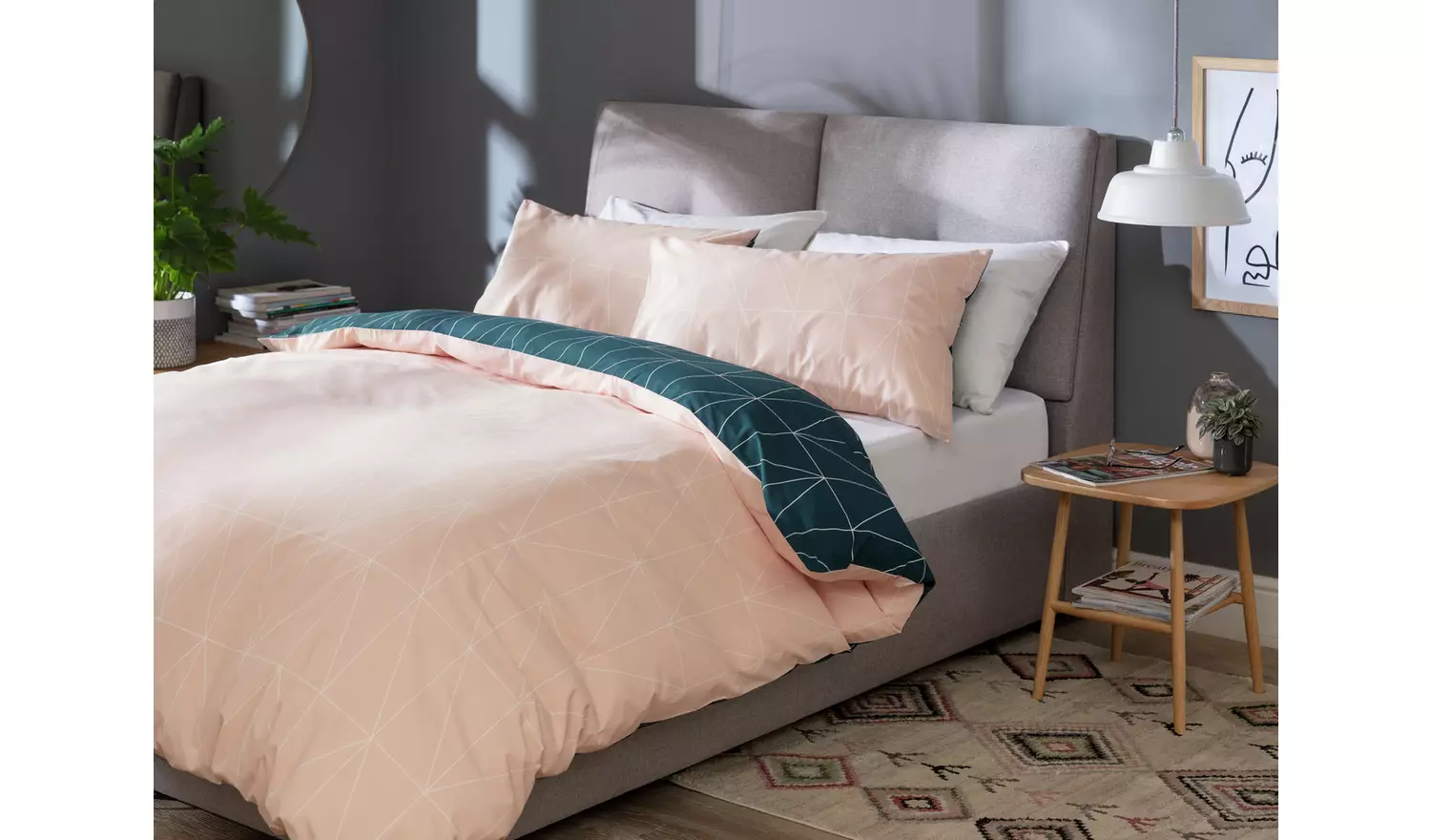 Habitat Geo Navy & Blush Reversible Bedding Set - Double