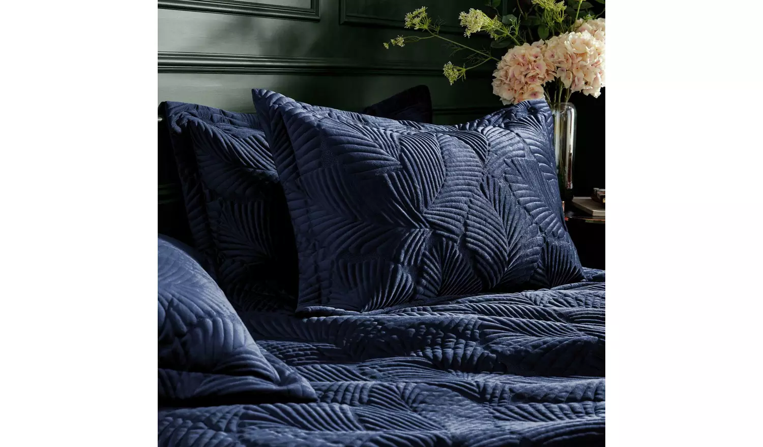 Paoletti Palmeria Quilted Navy Bedding Set - Double