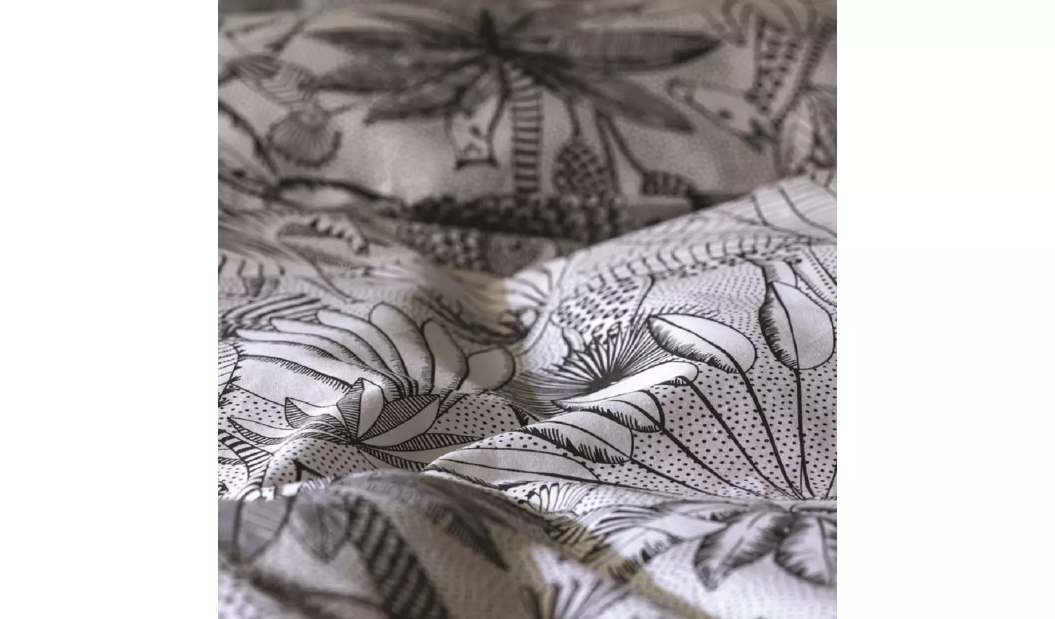 Habitat Cotton Jungle Black & White Bedding Set - Superking