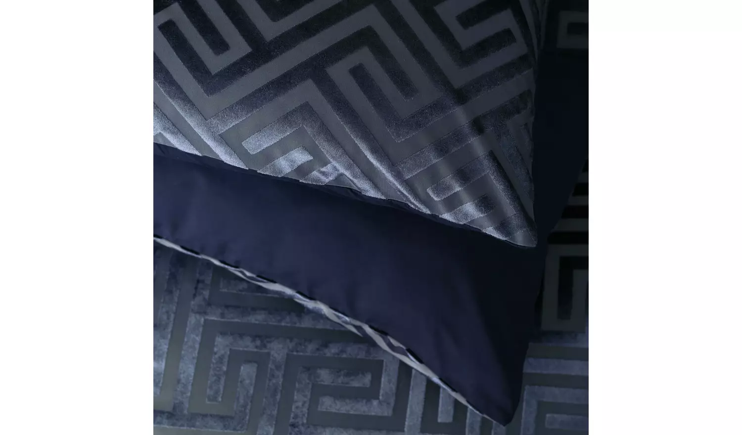 Habitat Velvet Geo Navy Bedding Set - Double