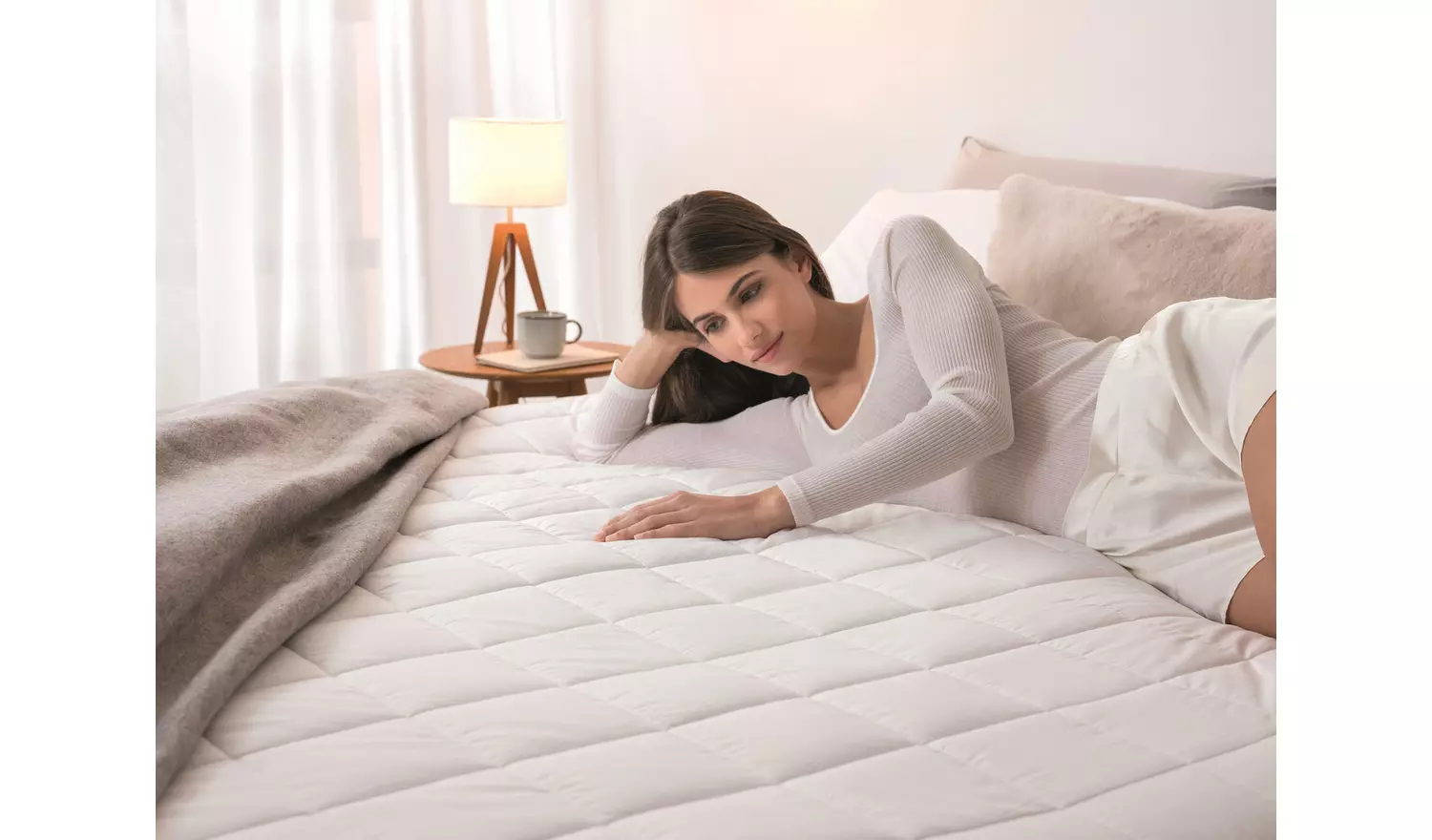 Dreamland Electric Mattress Protector DualControl-Super King