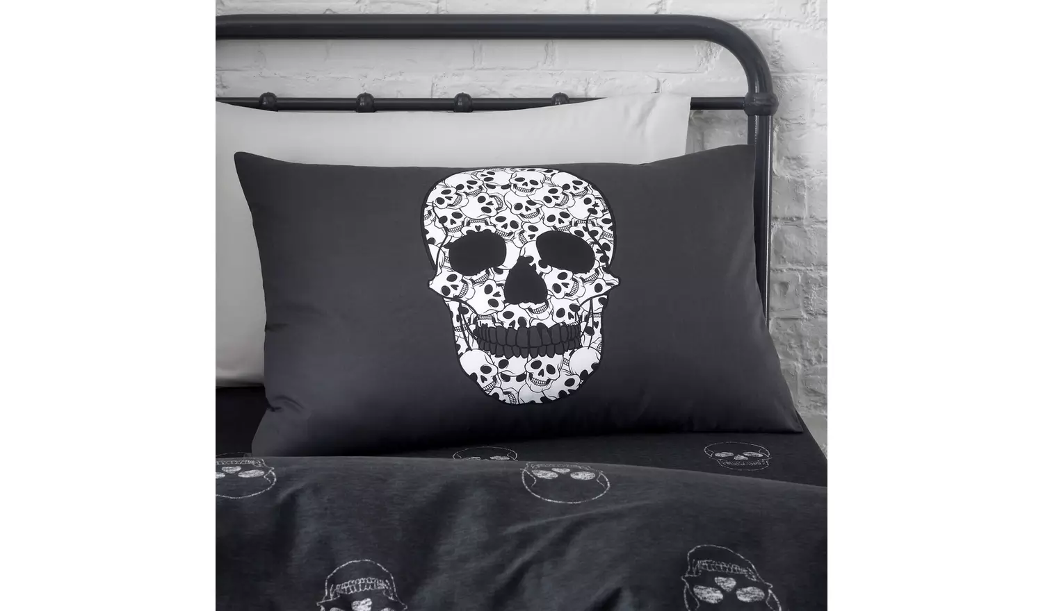 Catherine Lansfield Skulls Kids Bedding Set - Single