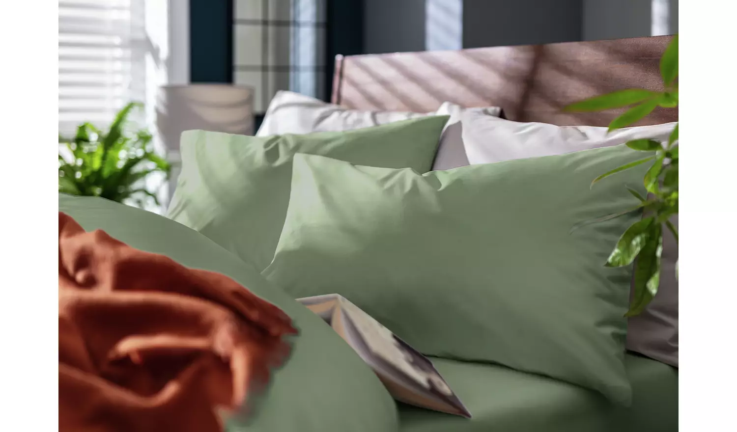 Habitat Cotton Rich 180 TC Standard Pillowcases 2 Pack-Green