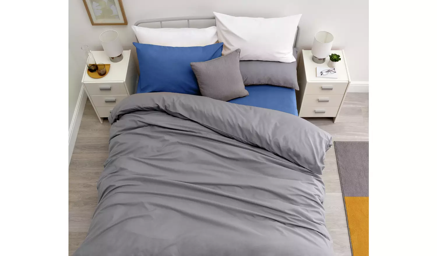 Habitat Easycare Plain Standard Pillowcase Pair - White