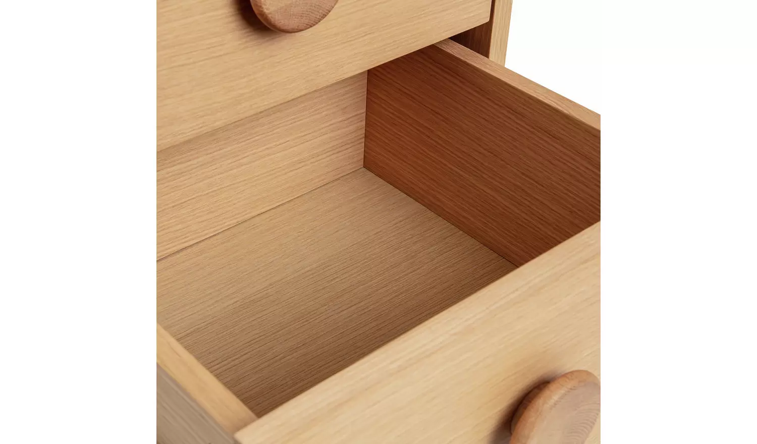 Habitat Cornelia 2 Bedside Table & 5 Drawer Chest Set - Oak