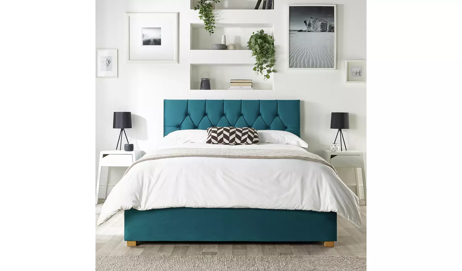 CL Boutique Velvet Kingsize Ottoman Bedframe - Emerald