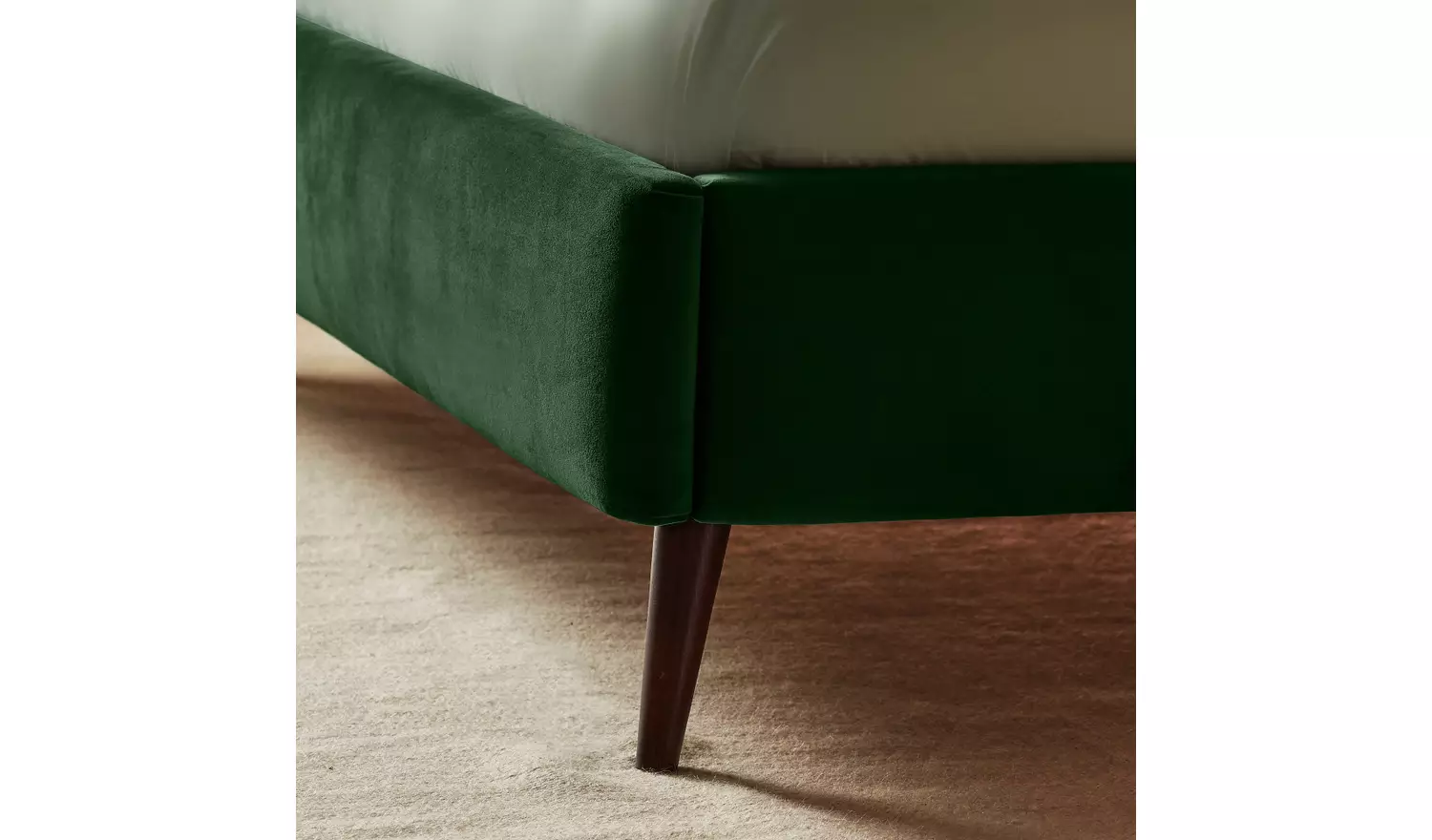 Silentnight Oriana Double Velvet Bed Frame - Green