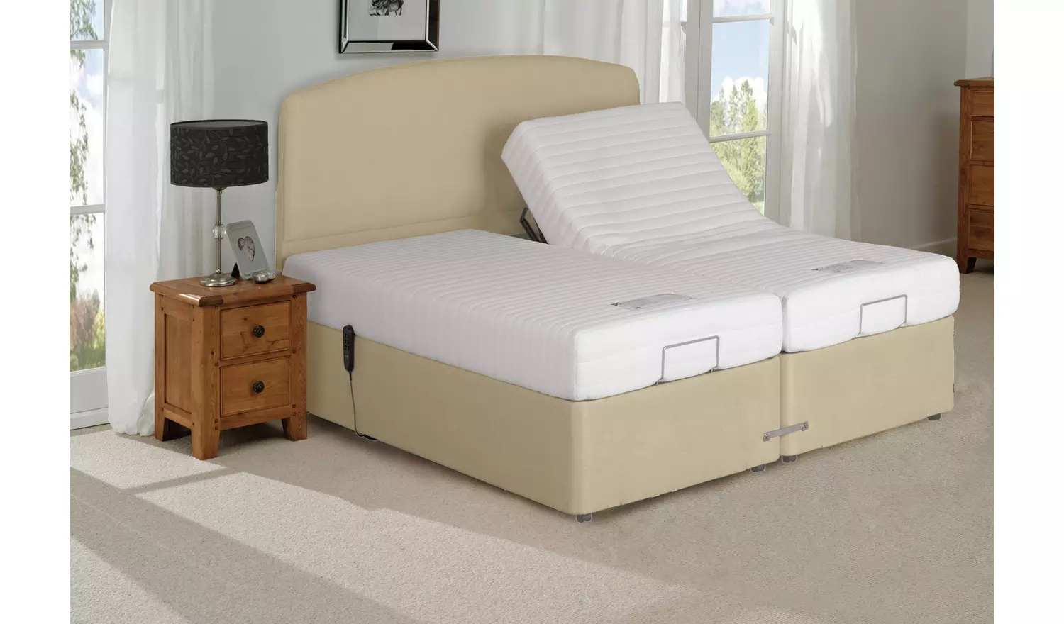 Adjustamac Lerwick Adjustable Kingsize Bed & Memory Mattress