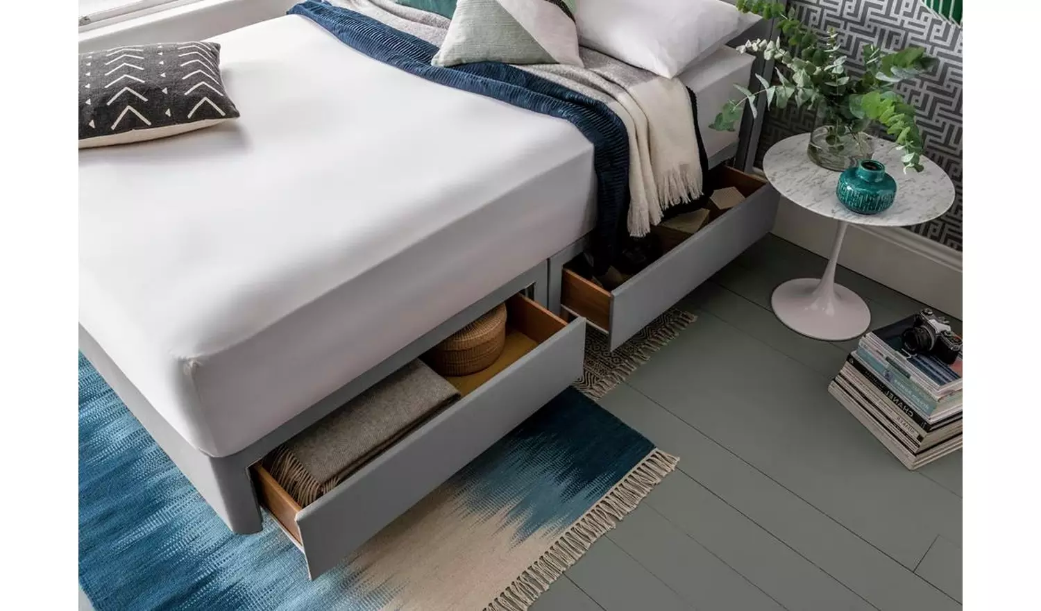 Silentnight Alaro Small Double 4 Drawer Divan Set - Grey