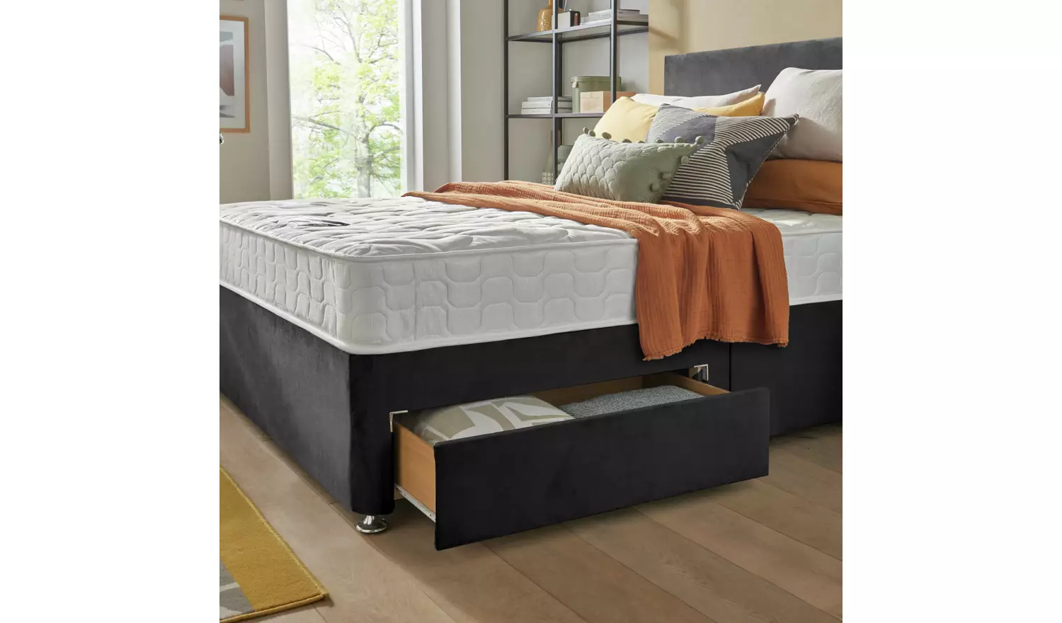 Silentnight Travis Small Double 2 Drawer Divan Bed- Charcoal
