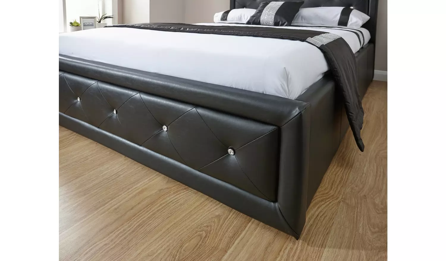 GFW Hollywood Ottoman Kingsize Bed Frame - Black