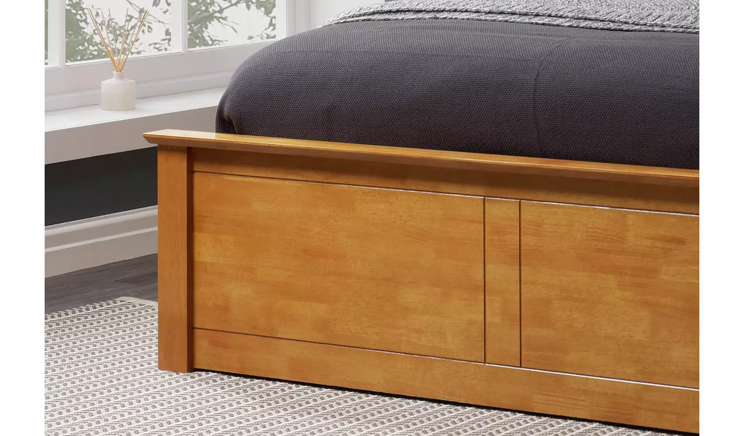 Birlea Phoenix Kingsize End Lift Ottoman Bed - Oak
