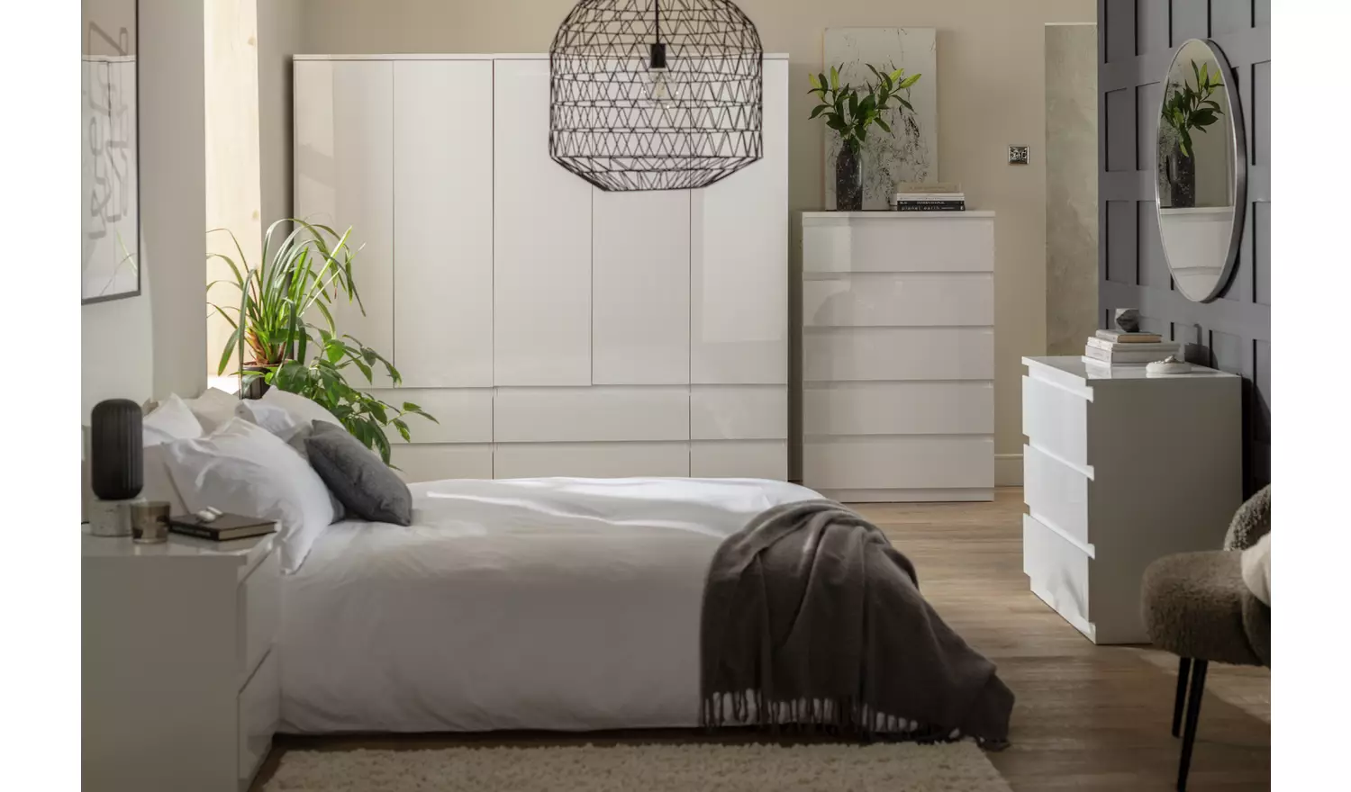 Argos Home Jenson 3 Door 4 Drawer Wardrobe - Matte White