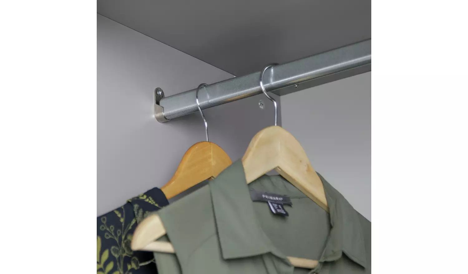 Argos Home Jenson 3 Door 4 Drawer Wardrobe - Grey Gloss