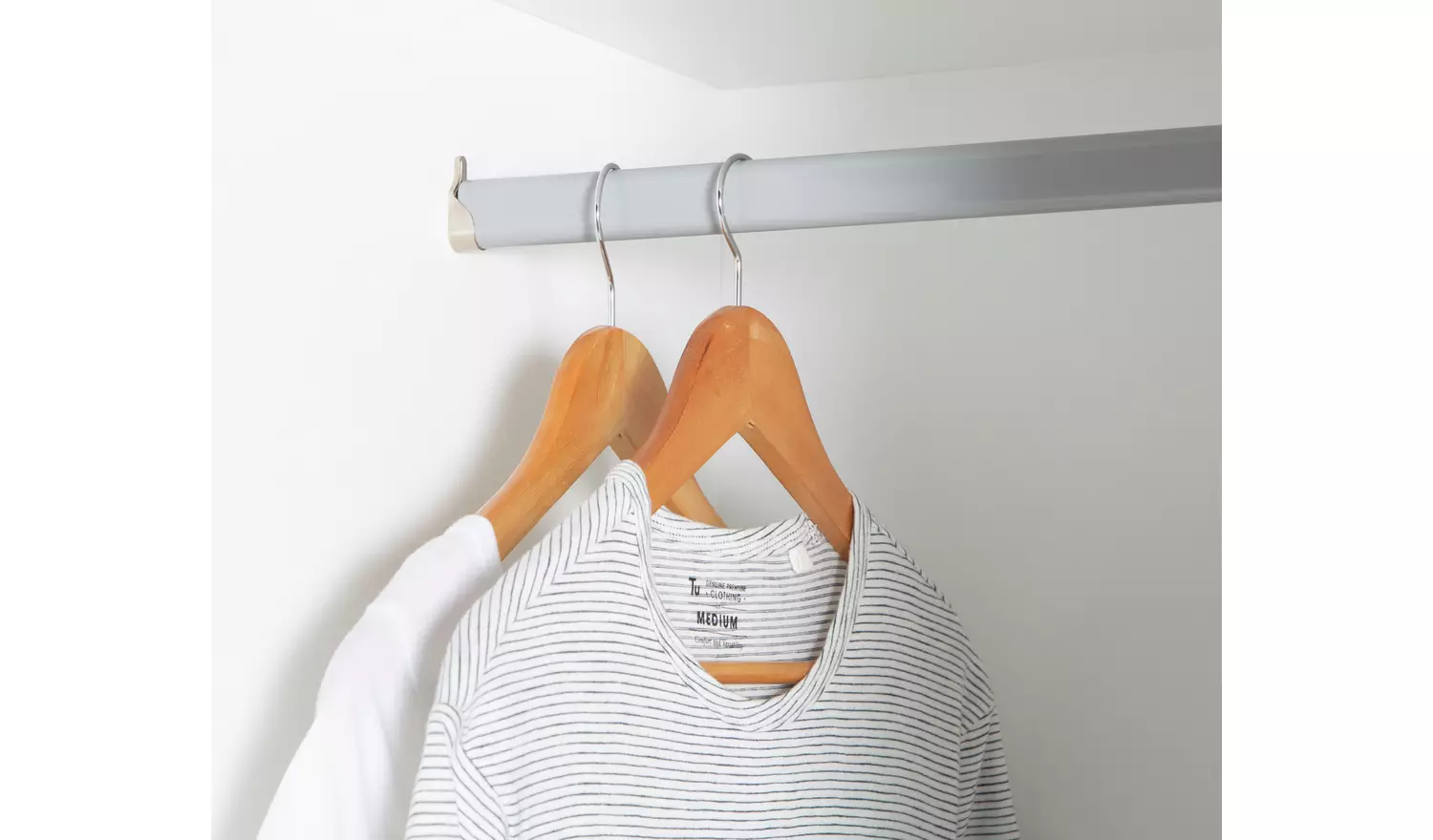 Habitat Munich 2 Door Wardrobe - White