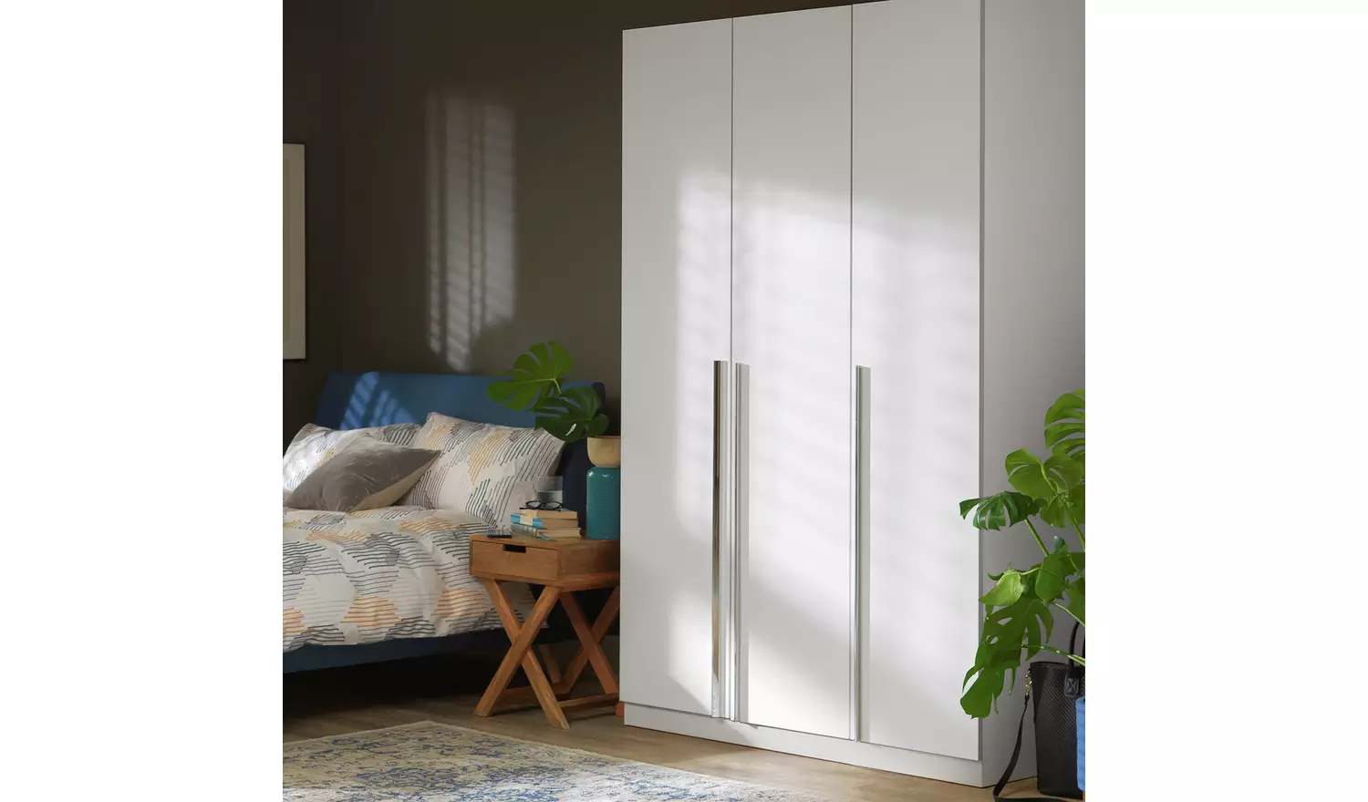 Habitat Munich 3 Door Wardrobe - White