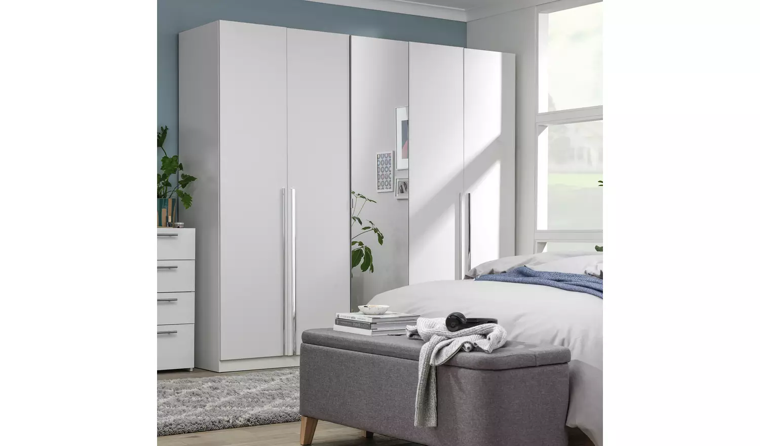 Habitat Munich 5 Door Mirror Wardrobe - White
