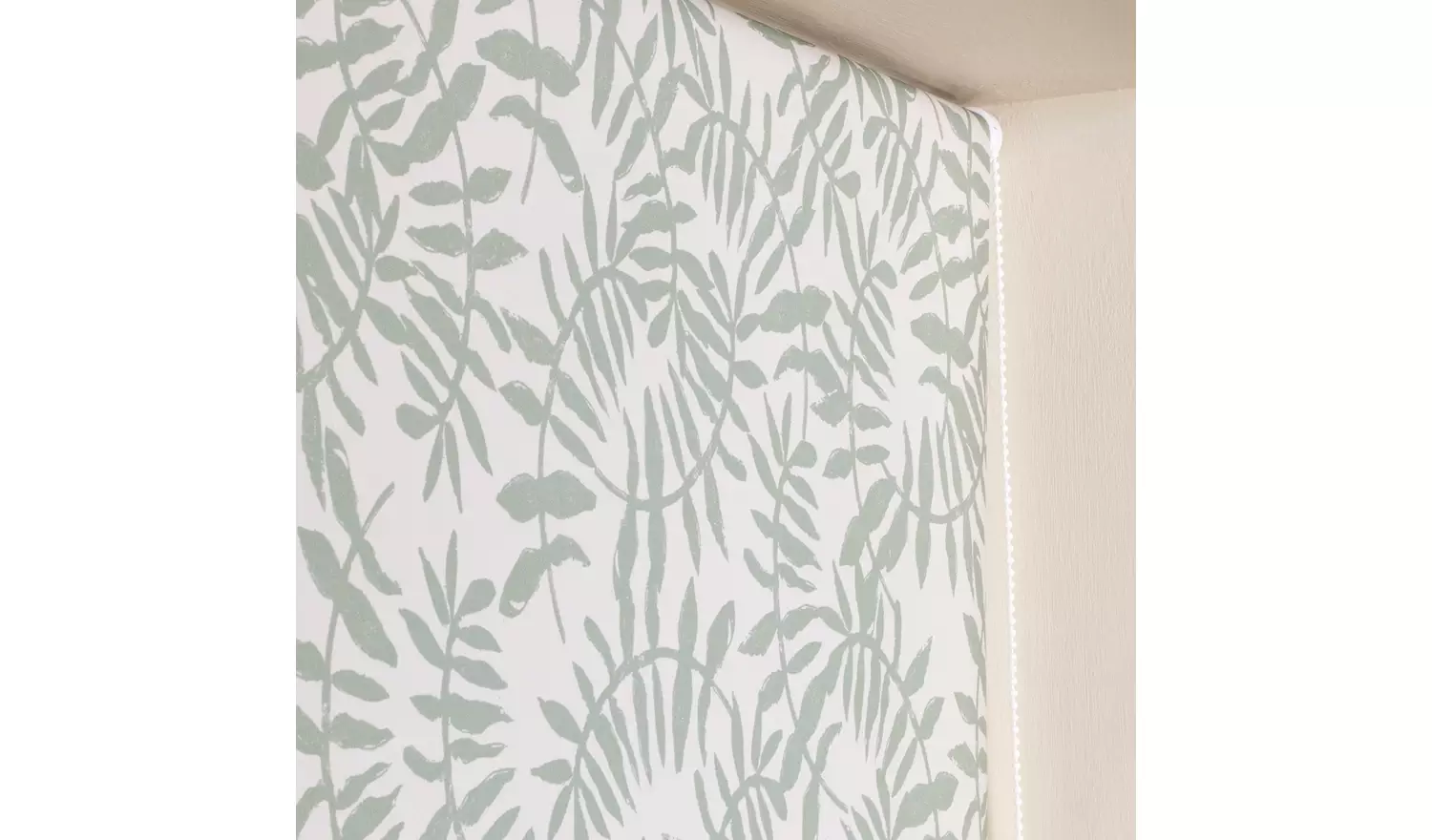 Argos Home Leaf Print Blackout Green Roller Blind - 120cm