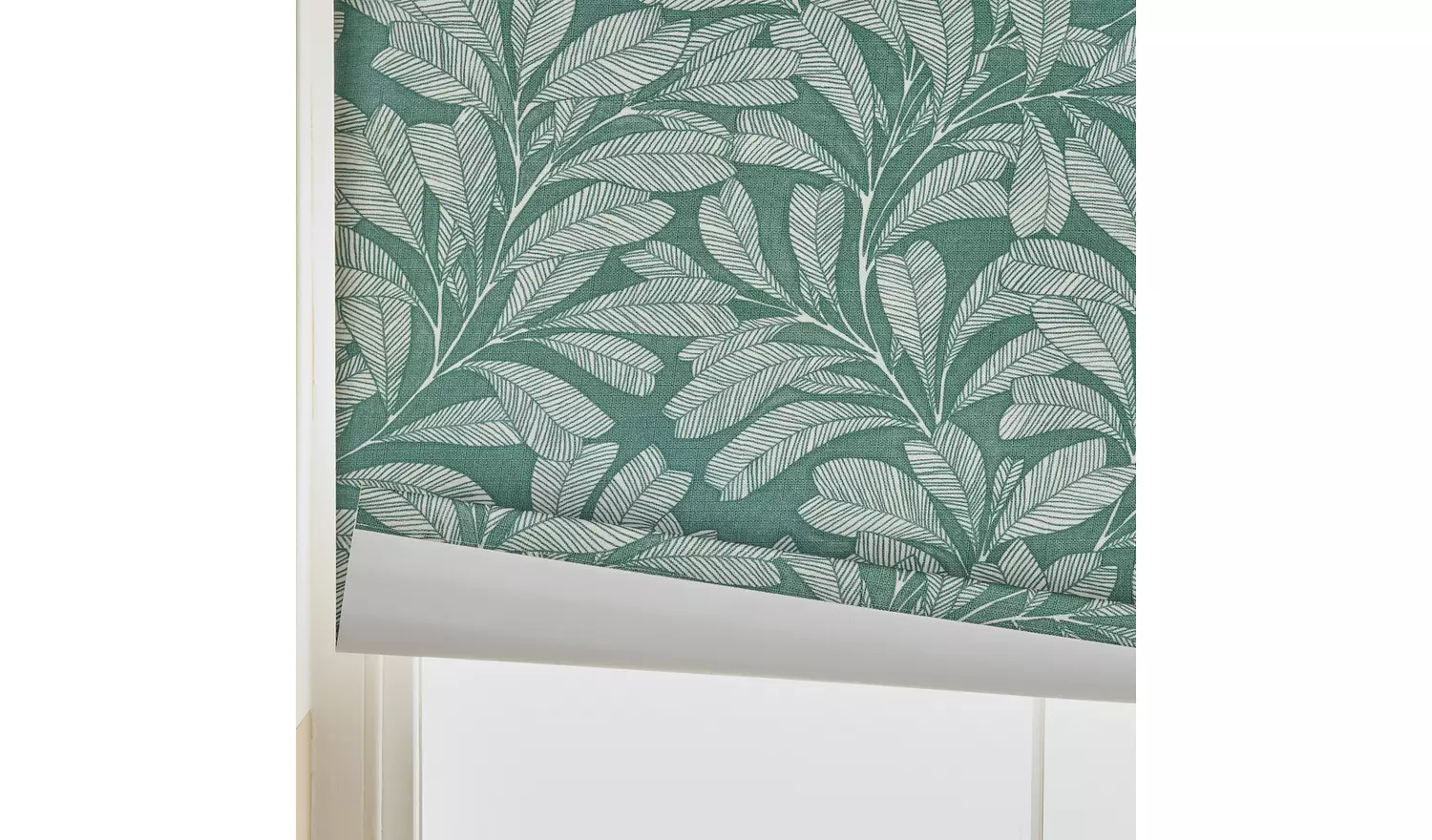 Habitat Linear Leaves Blackout Green Roller Blind - 120cm