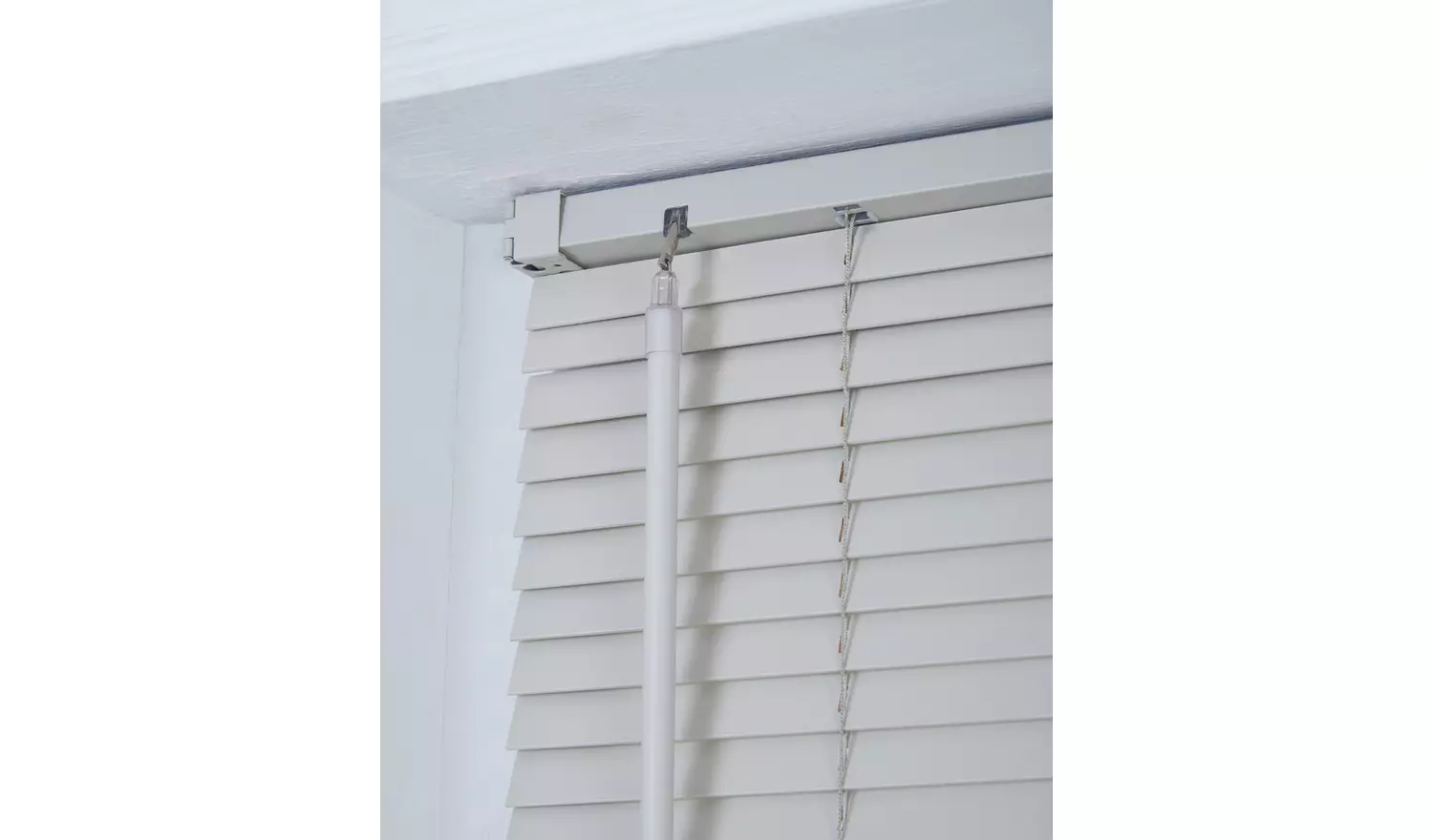 Little Black Book Basswood Warm Grey Venetian Blind - 100cm