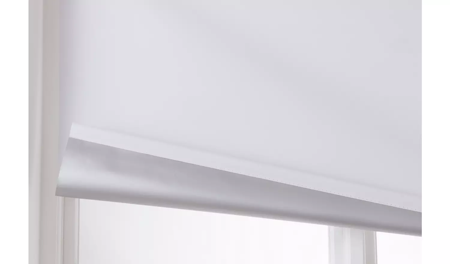 Argos Home Blackout White Roller Blind - 150cm