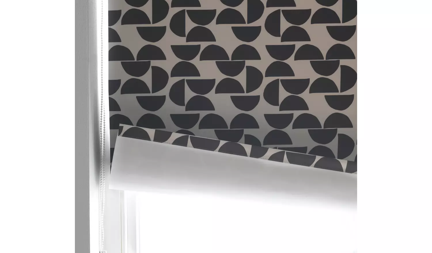 Habitat Geometric Blackout Black Roller Blind - 180cm