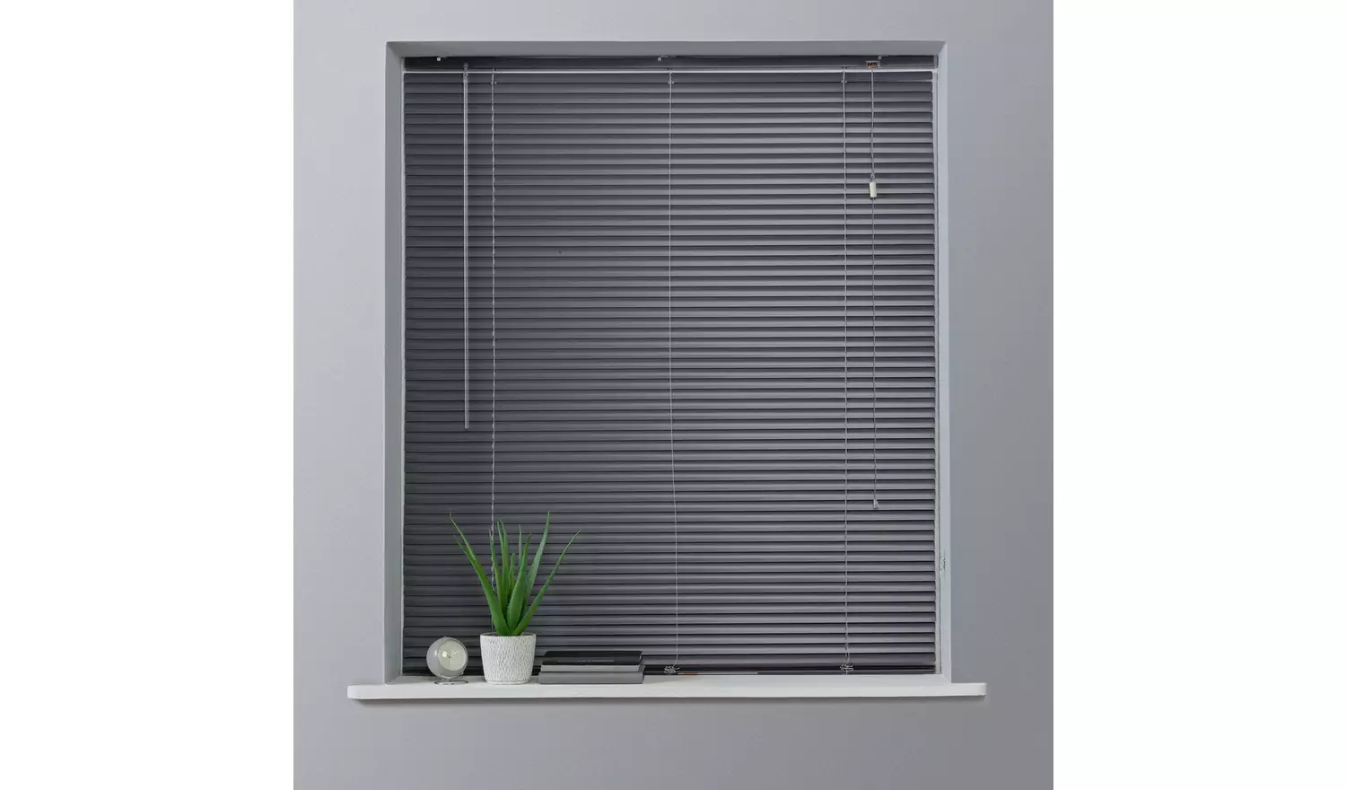 Habitat Aluminium Gun Metal Venetian Blind - 150cm