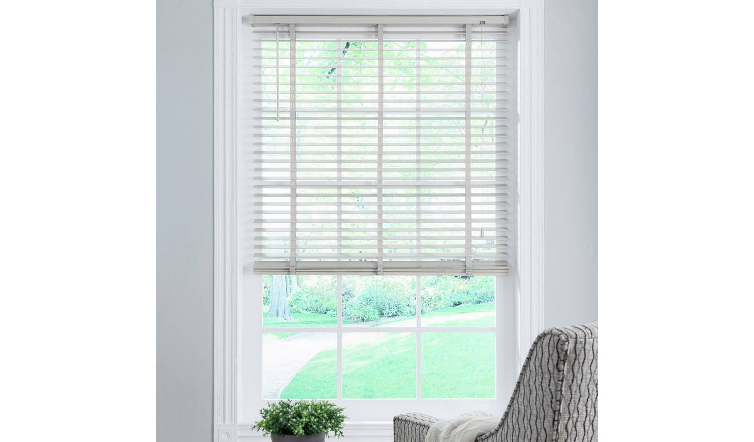 Little Black Book Basswood Warm Grey Venetian Blind - 120cm