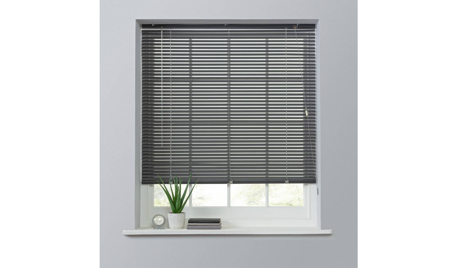 Habitat Aluminium Gun Metal Venetian Blind - 150cm