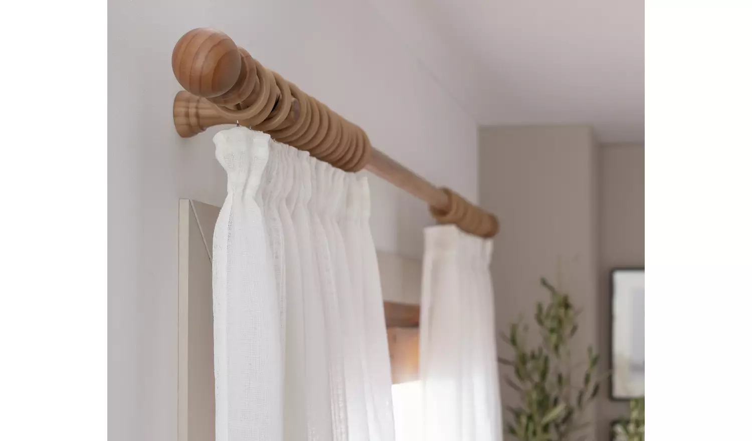 Argos Home Wooden Fixed Curtain Pole - 180cm