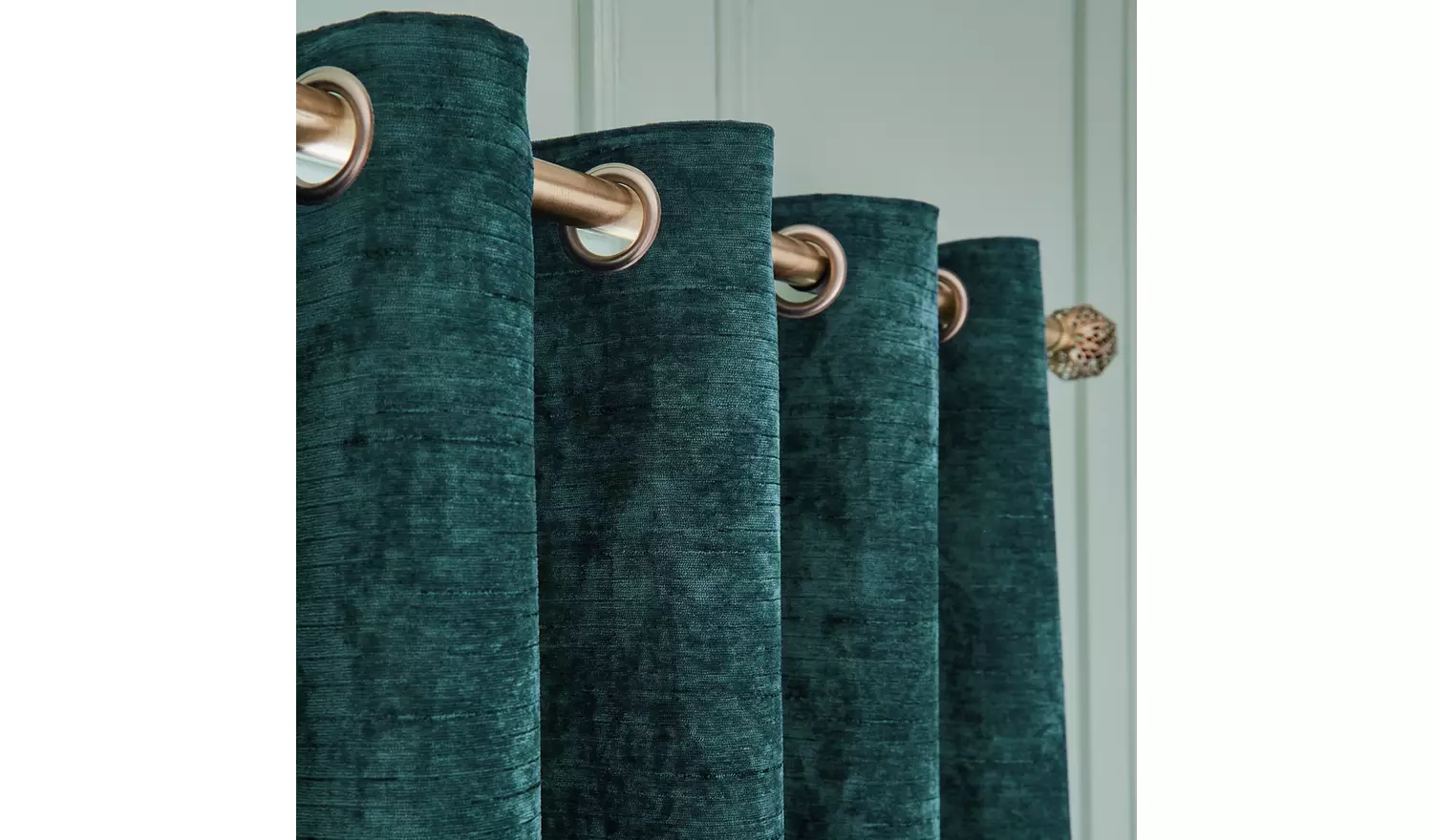 Hyperion Selene Chenille Curtain - Teal - 168X229cm