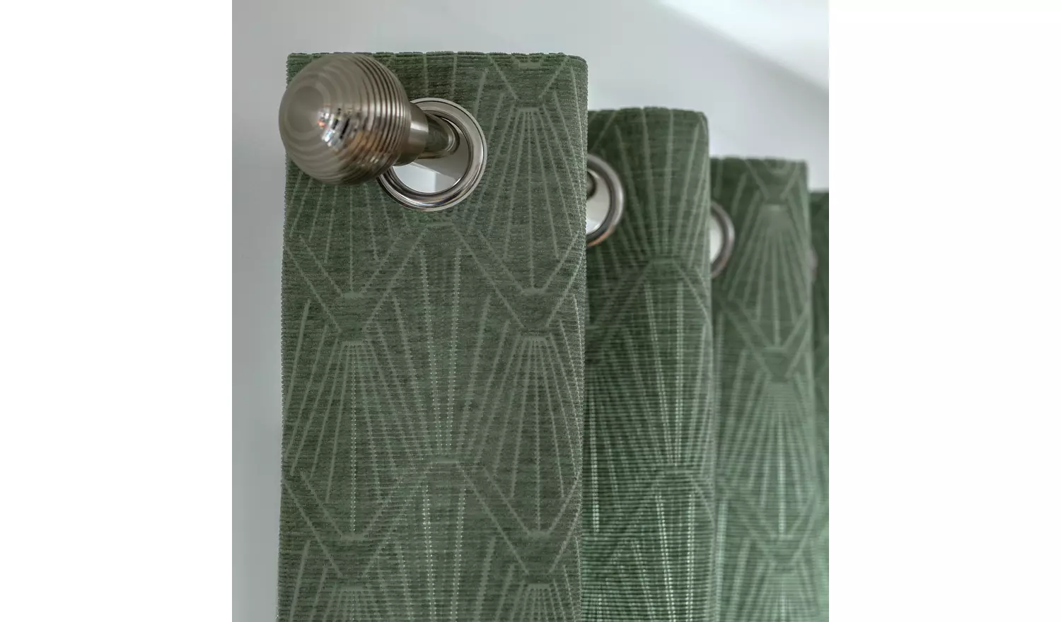 Habitat Geo Jacquard Thermal Eyelet Curtains - Green