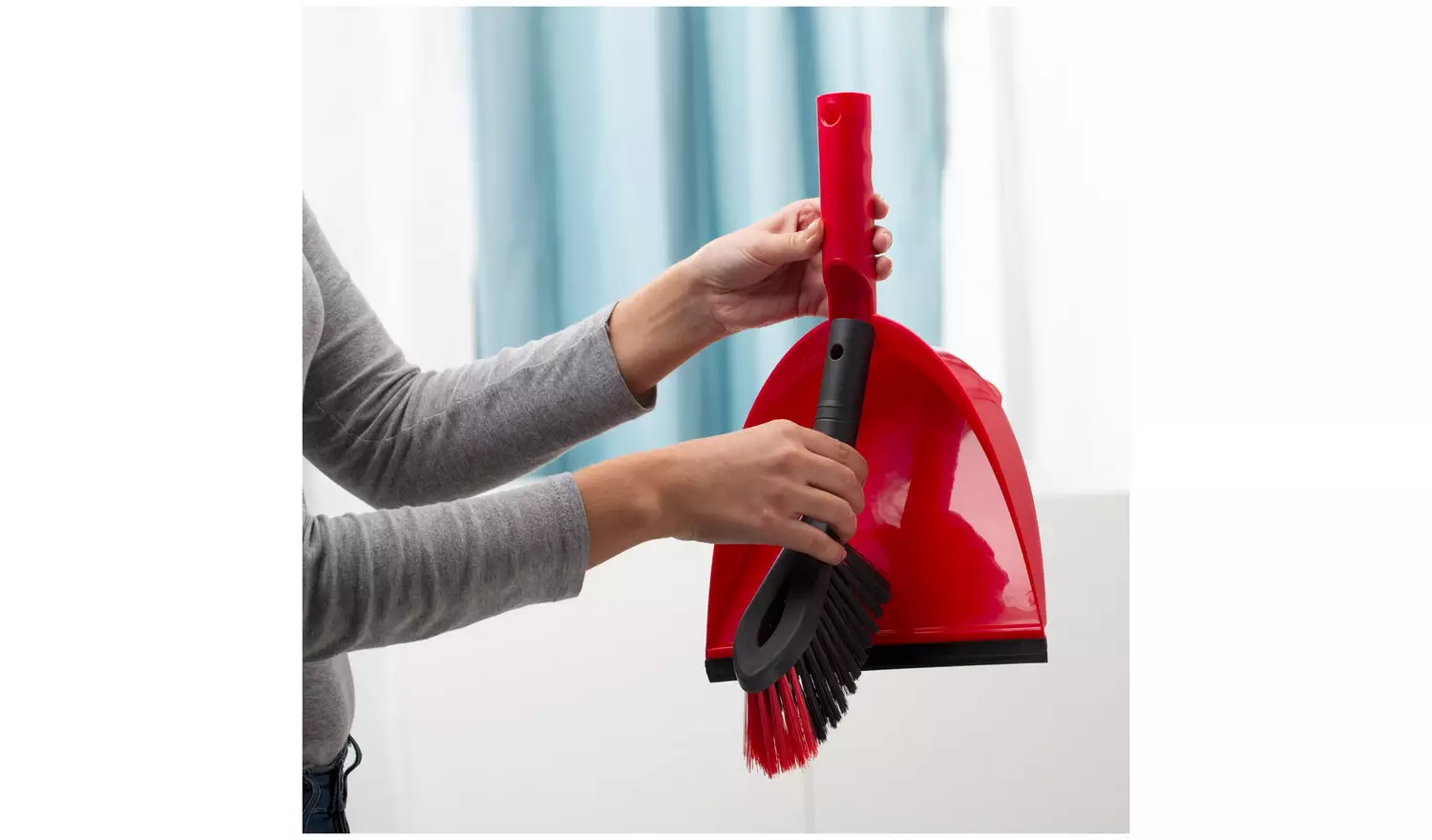 Vileda DuActiva Broom and Dustpan & Brush Set
