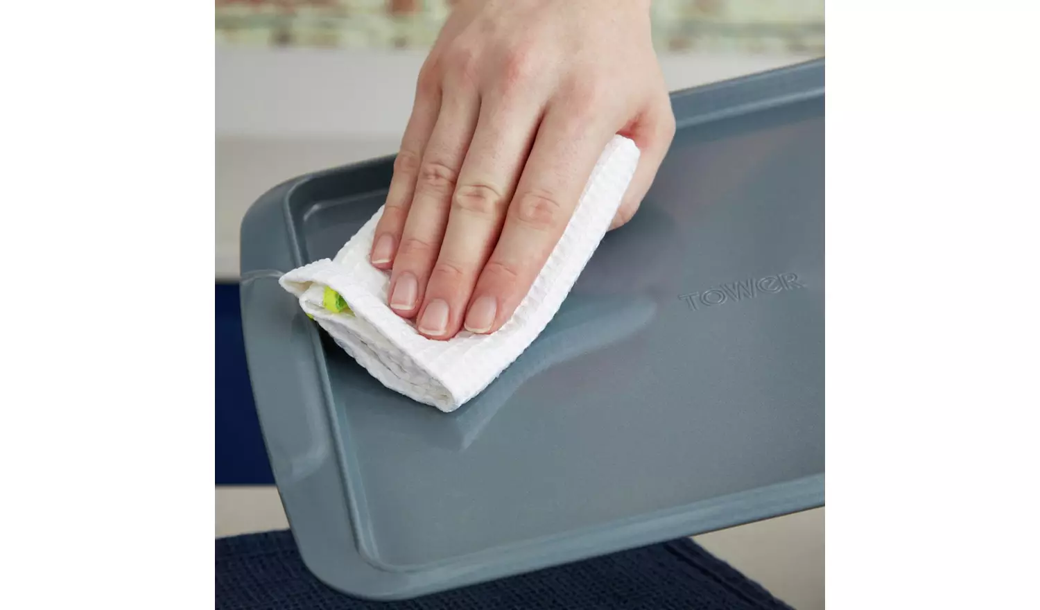 Tower Cerasure 2 Piece Non Stick Steel Baking Tray Set