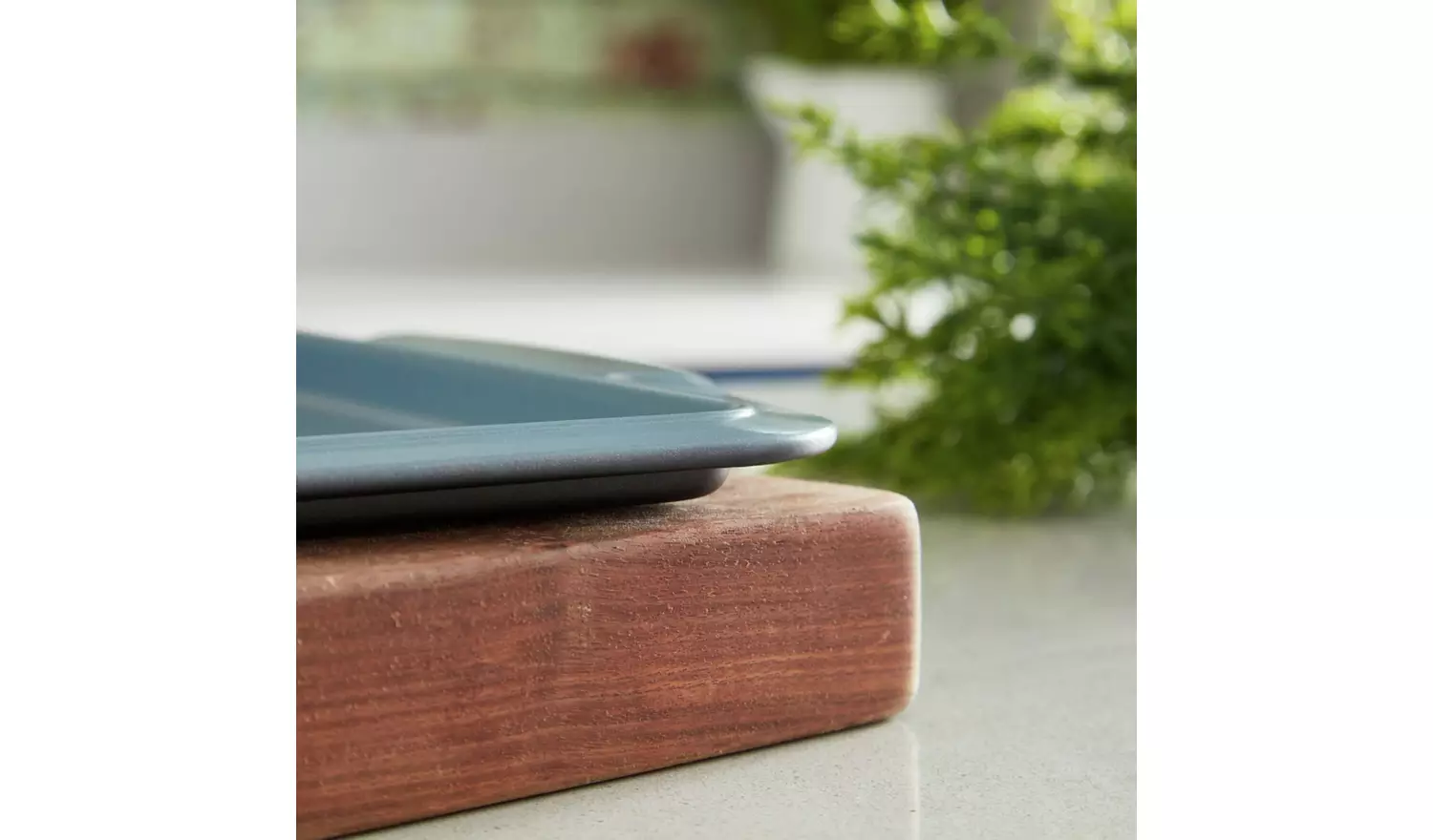 Tower Cerasure 2 Piece Non Stick Steel Baking Tray Set