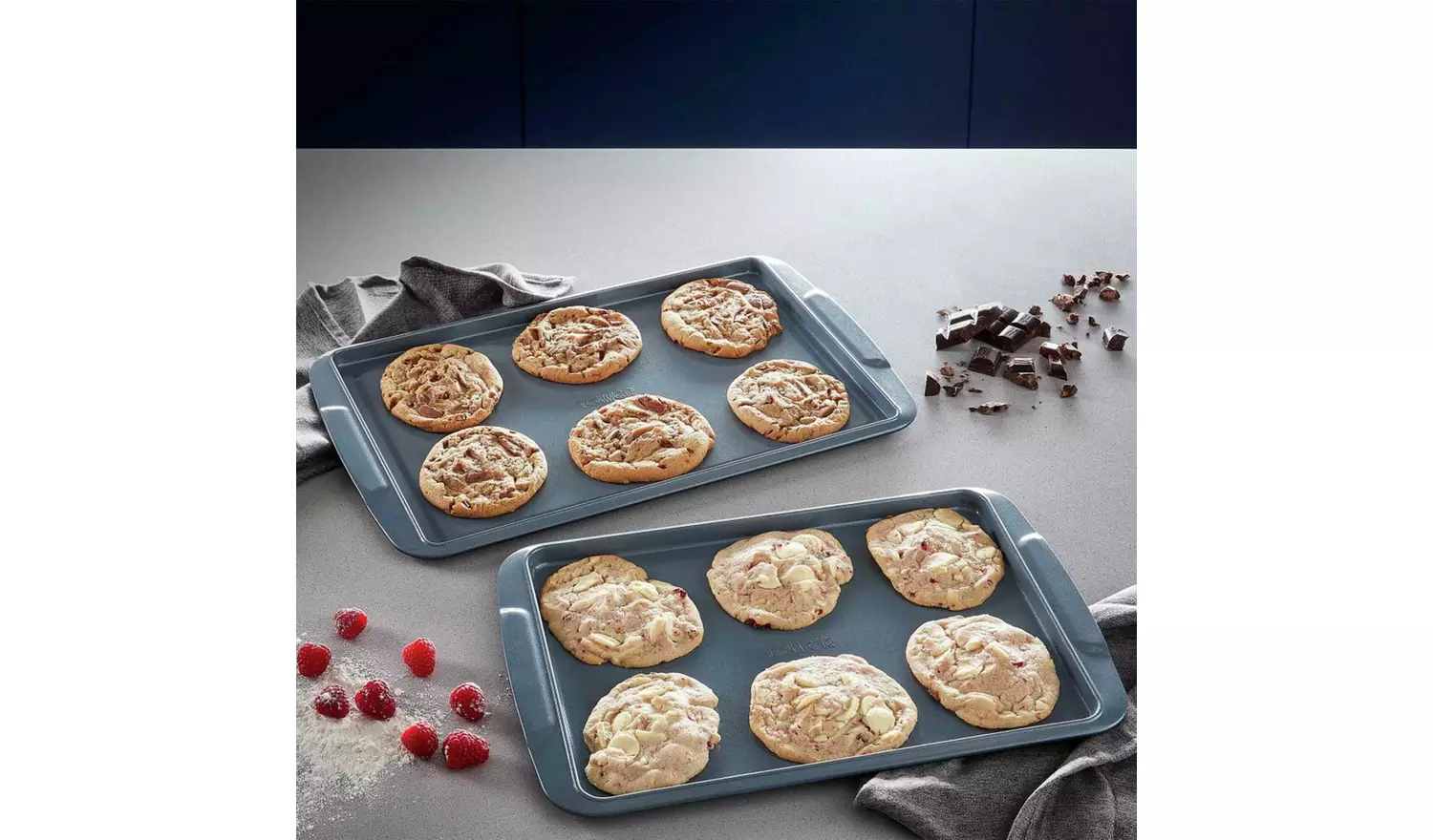Tower Cerasure 2 Piece Non Stick Steel Baking Tray Set