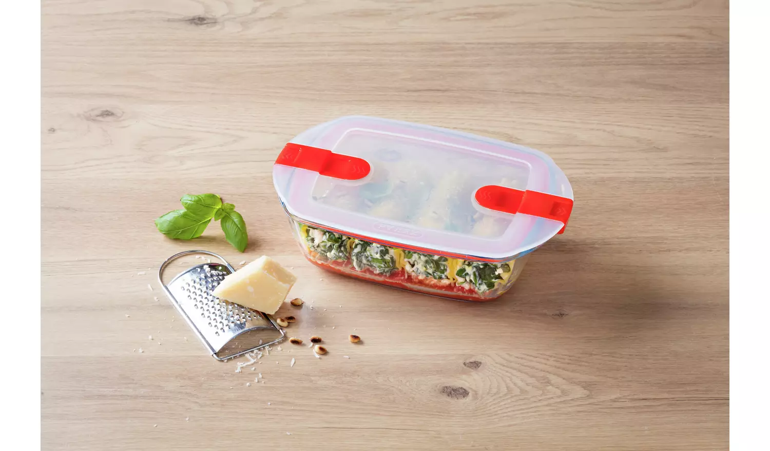 Pyrex Cook & Heat Rectangular 1L Dish With Lid