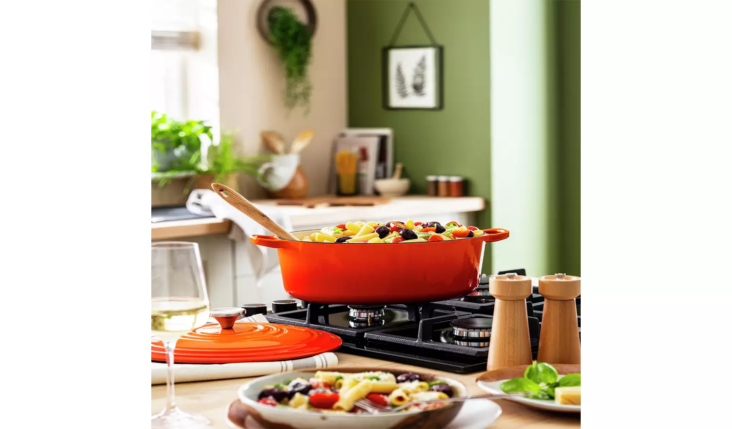 Habitat 4.7 Litre Cast Iron Oval Casserole Dish - Orange
