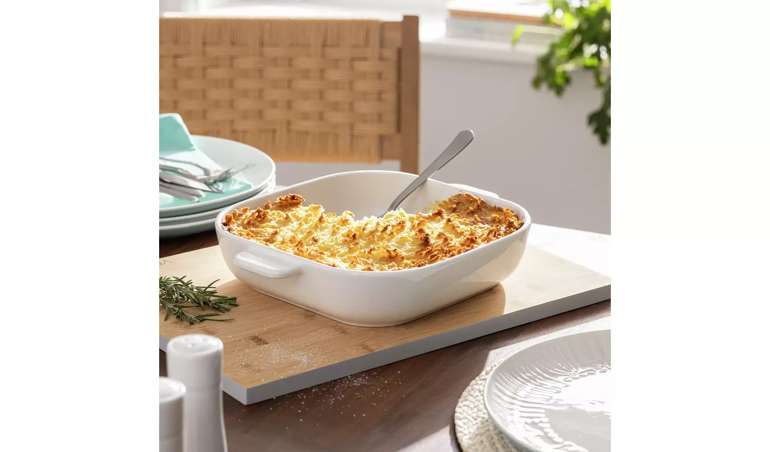 Habitat Riko 29cm Large Porcelain Square Roaster