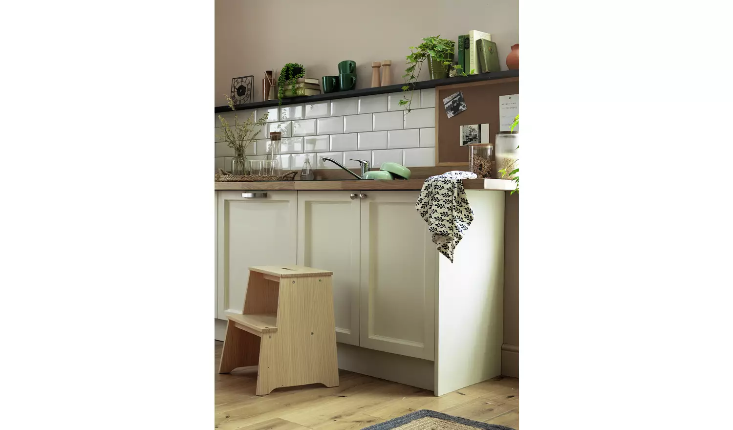 Habitat Seoul Solid Wood Step Stool - Natural