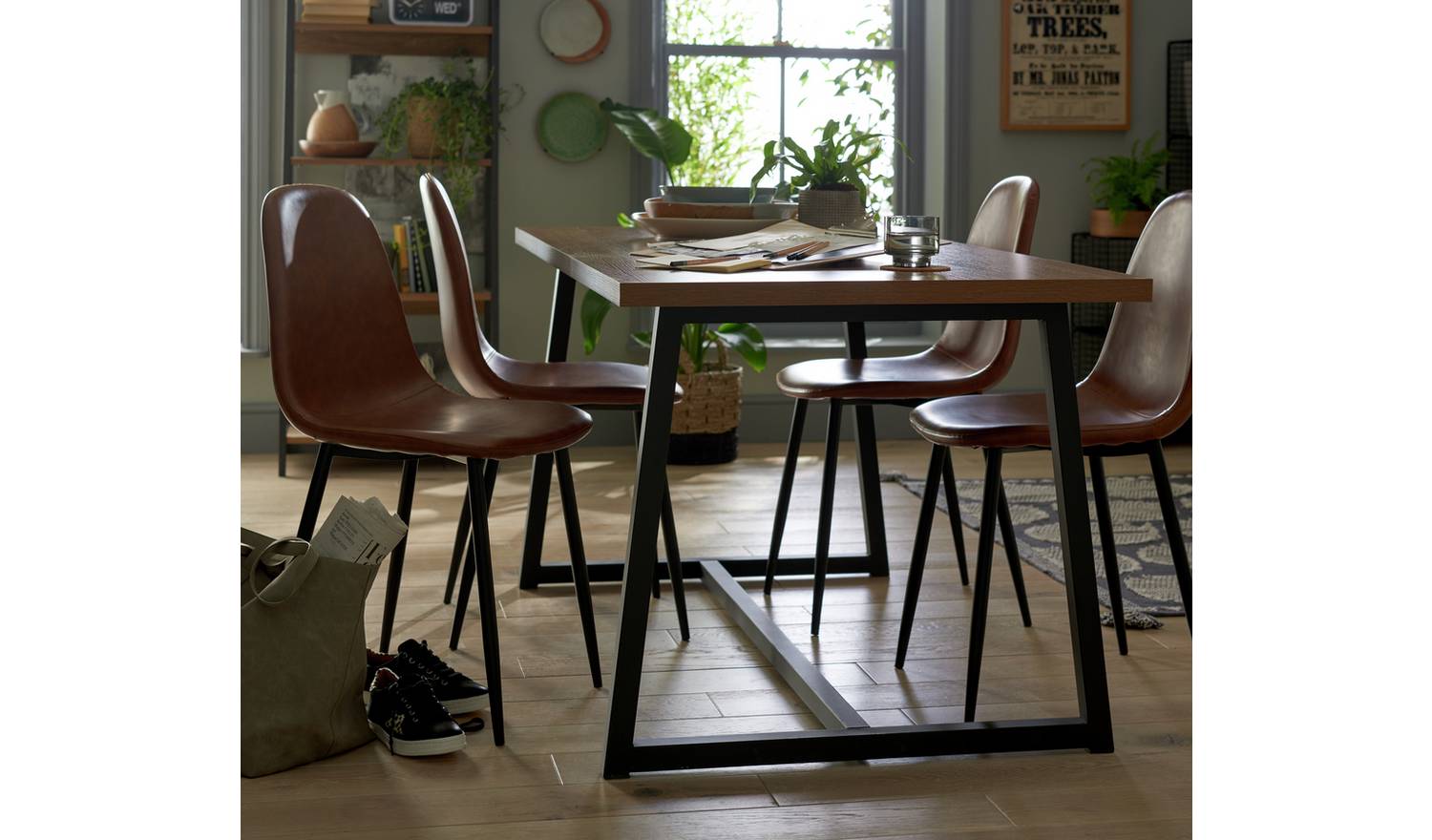 Habitat Nomad Oak Dining Table & 4 Brown Chairs