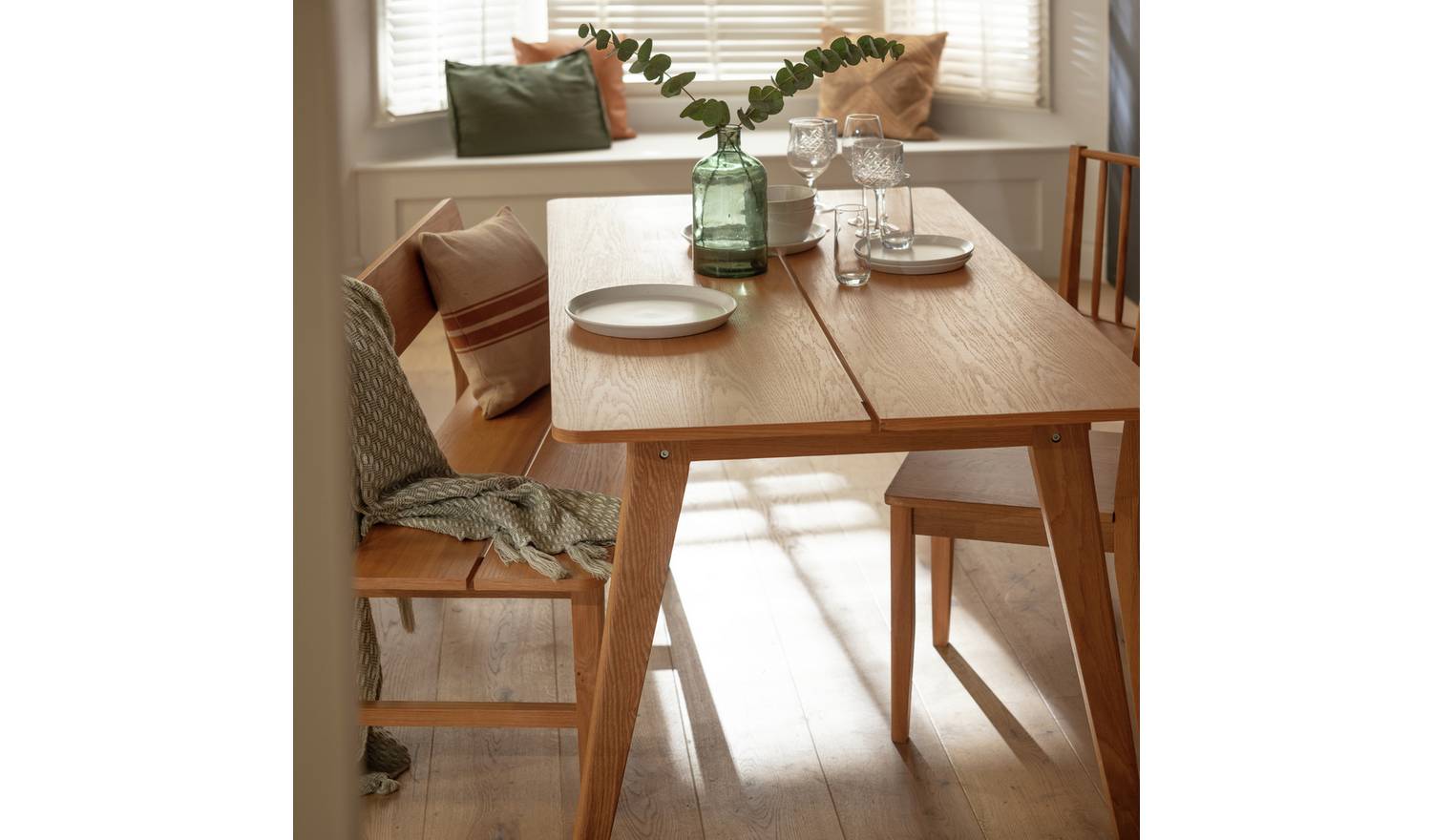 Habitat Nel Oak Veneer 4 Seater Dining Table