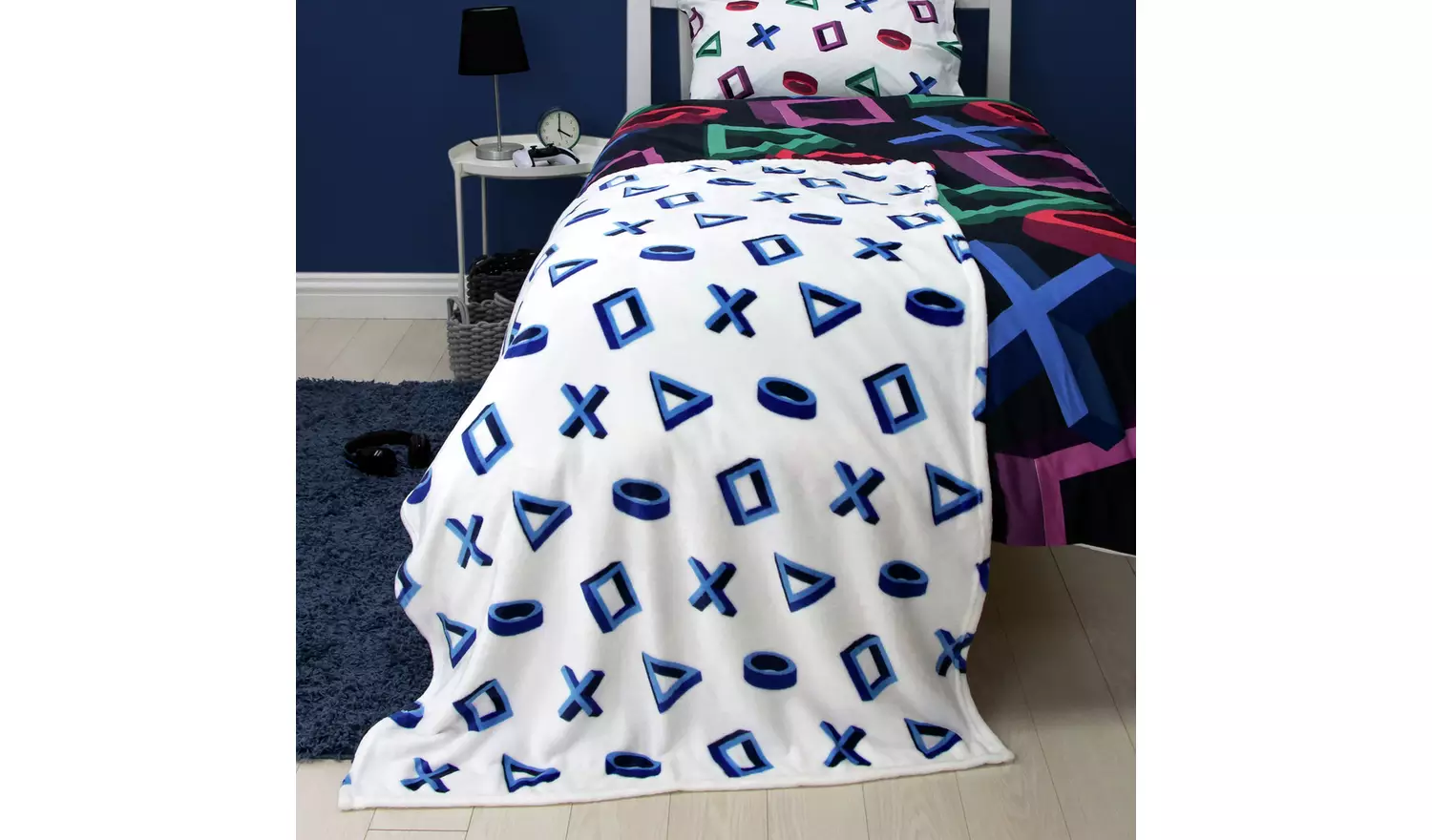 PlayStation Levels Fleece Throw - Blue & White - 150x100cm