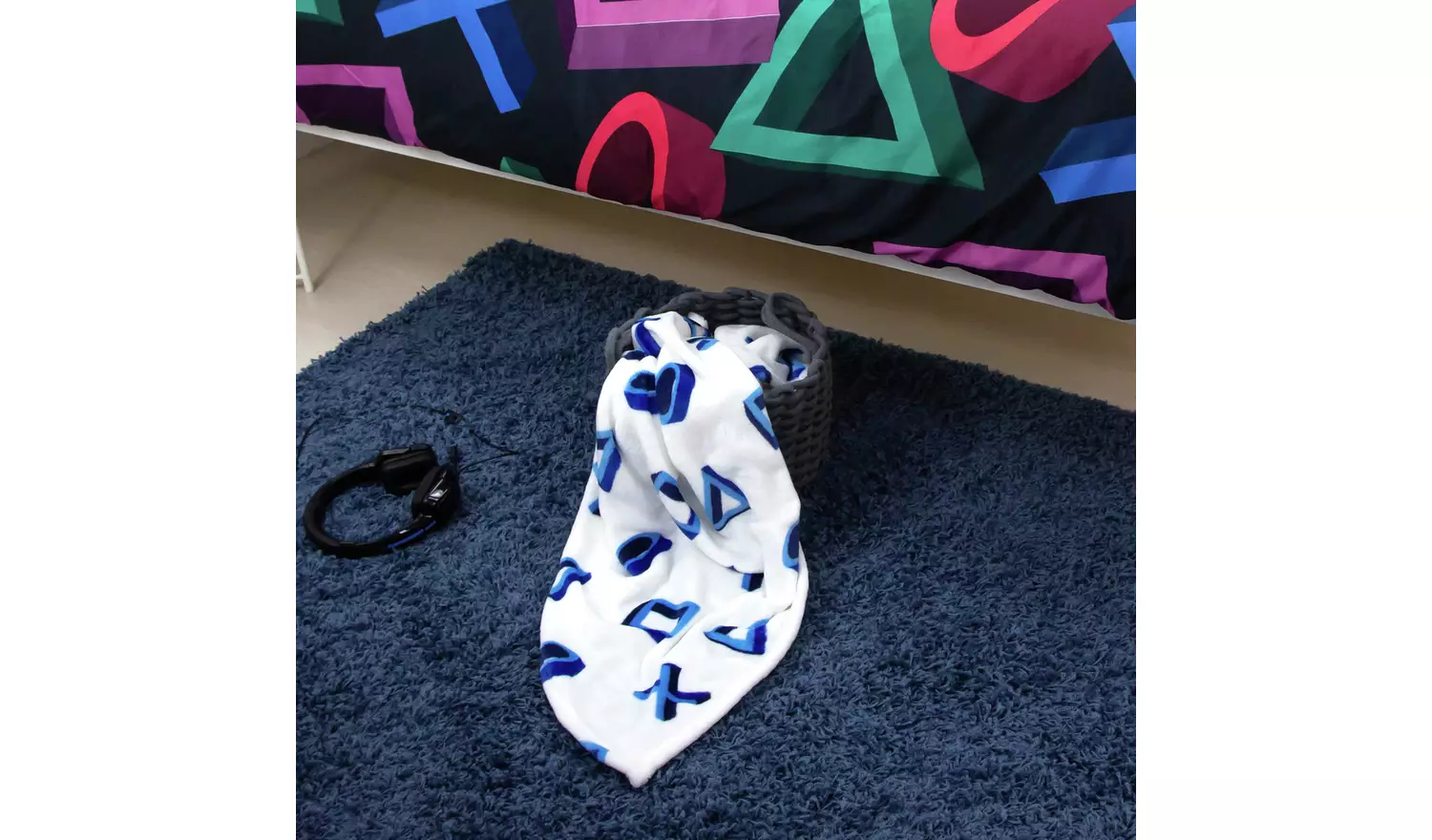 PlayStation Levels Fleece Throw - Blue & White - 150x100cm